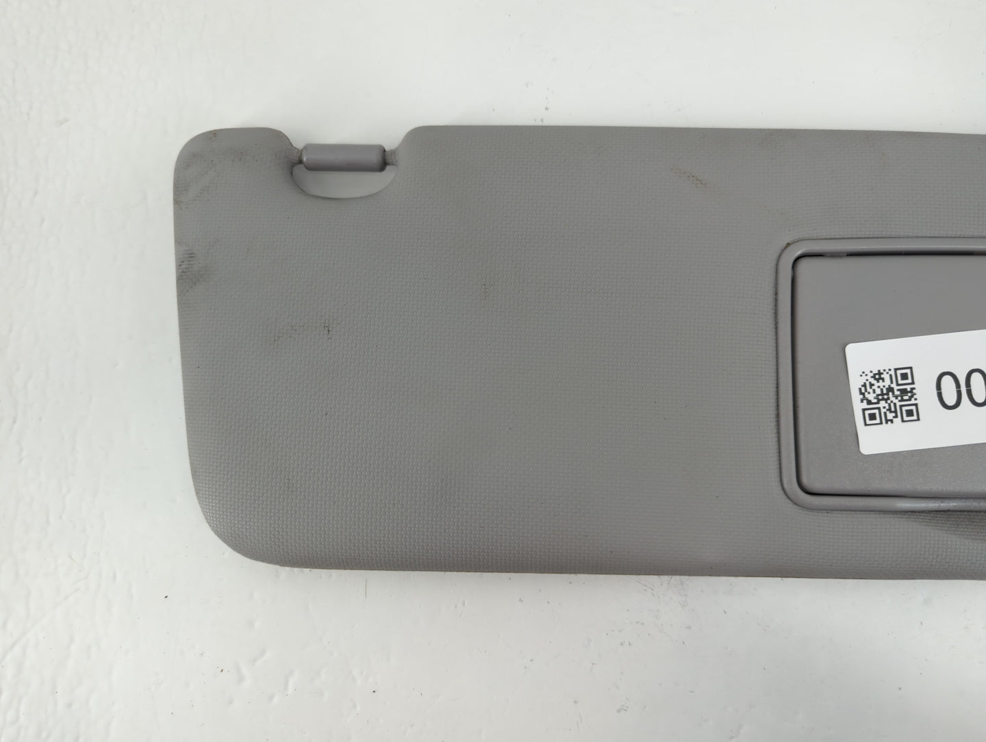 2006-2007 Hyundai Sonata Sun Visor Shade Replacement Passenger Right Mirror Fits Fits 2006 2007 OEM Used Auto Parts - Oemusedautoparts1.com