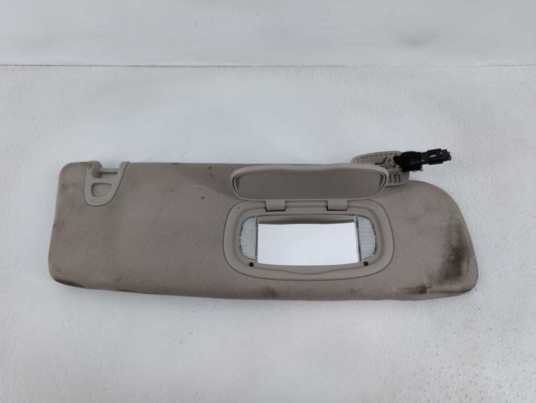 2020-2022 Chrysler Voyager Sun Visor Shade Replacement Passenger Right Mirror Fits Fits 2020 2021 2022 OEM Used Auto Parts