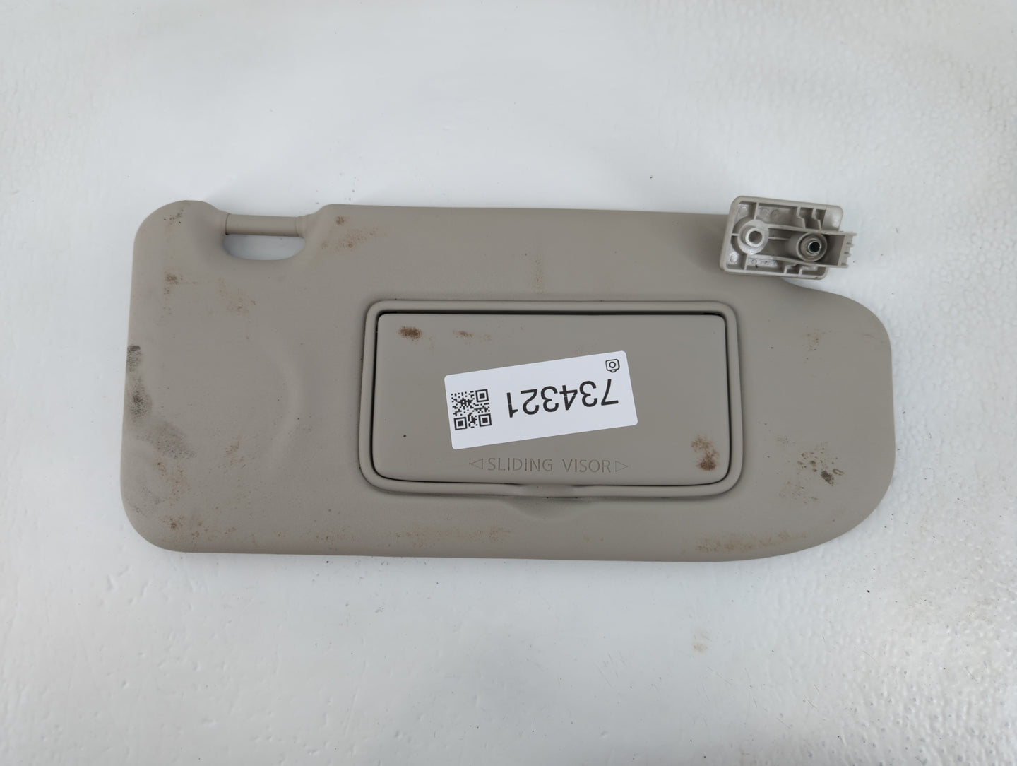 2019-2022 Nissan Rogue Sport Sun Visor Shade Replacement Passenger Right Mirror Fits Fits 2019 2020 2021 2022 OEM Used Auto Parts - Oemusedautoparts1.com