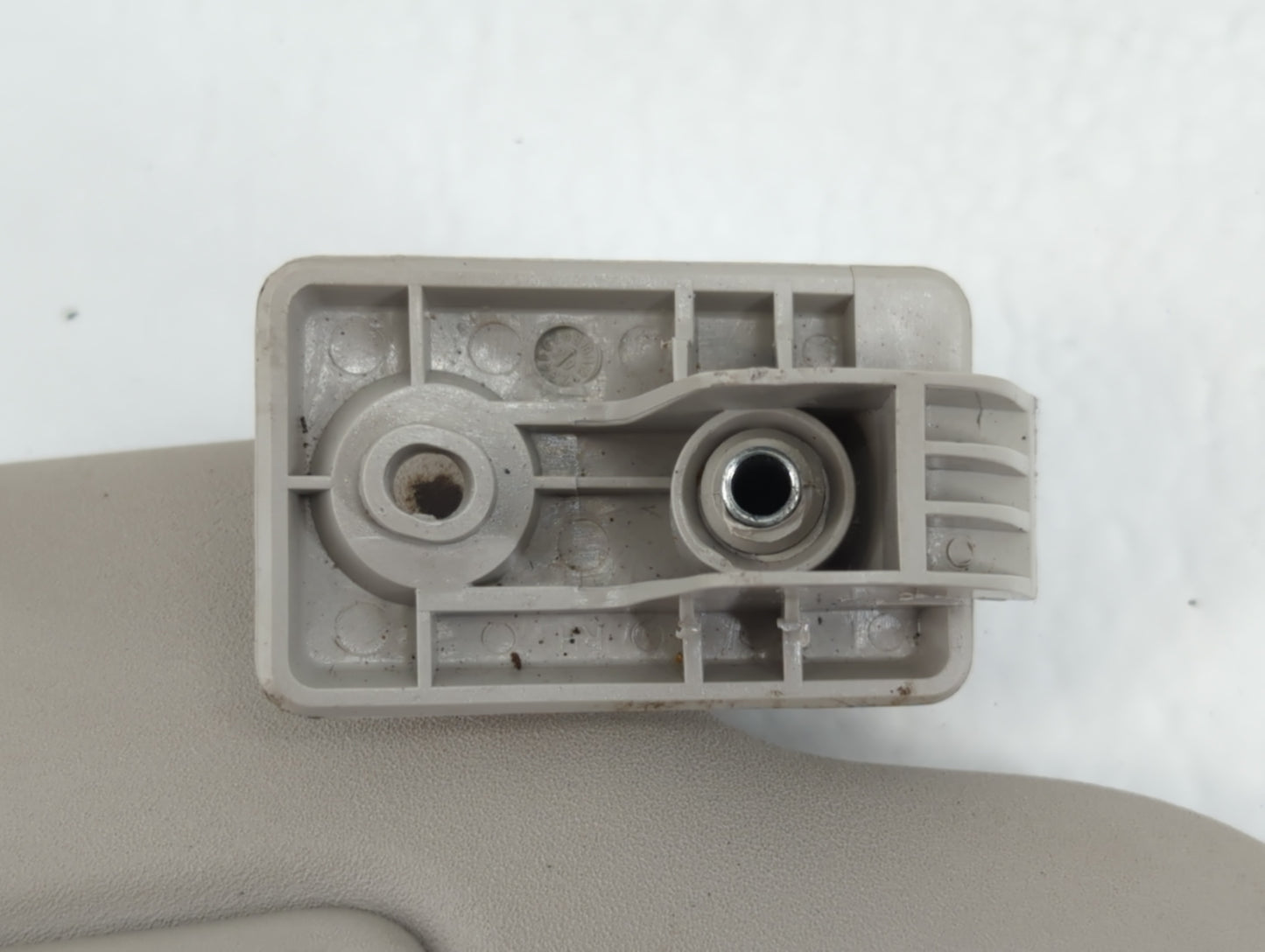 2019-2022 Nissan Rogue Sport Sun Visor Shade Replacement Passenger Right Mirror Fits Fits 2019 2020 2021 2022 OEM Used Auto Parts - Oemusedautoparts1.com