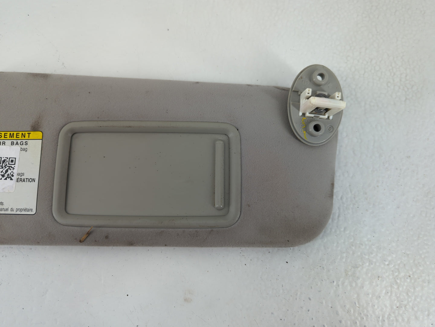 2007-2009 Lexus Es350 Sun Visor Shade Replacement Passenger Right Mirror Fits Fits 2007 2008 2009 OEM Used Auto Parts - Oemusedautoparts1.com