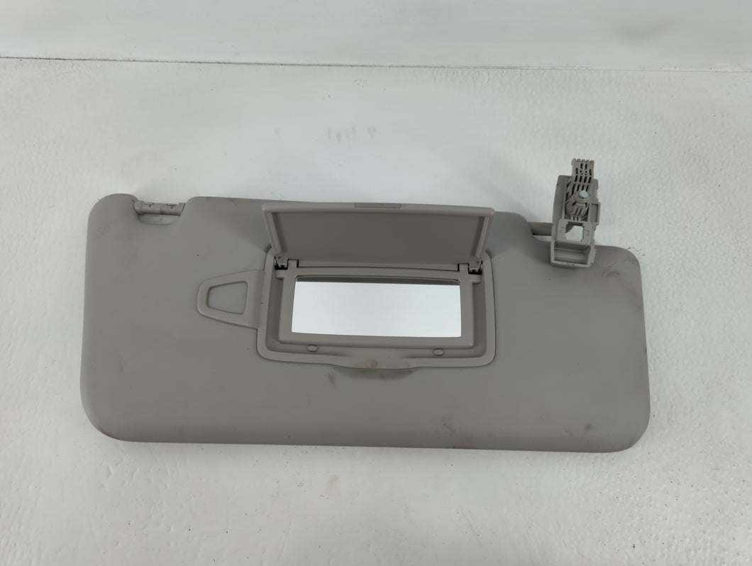 2012-2014 Mercedes-Benz Ml550 Sun Visor Shade Replacement Passenger Right Mirror Fits Fits 2012 2013 2014 2015 OEM Used Auto Parts