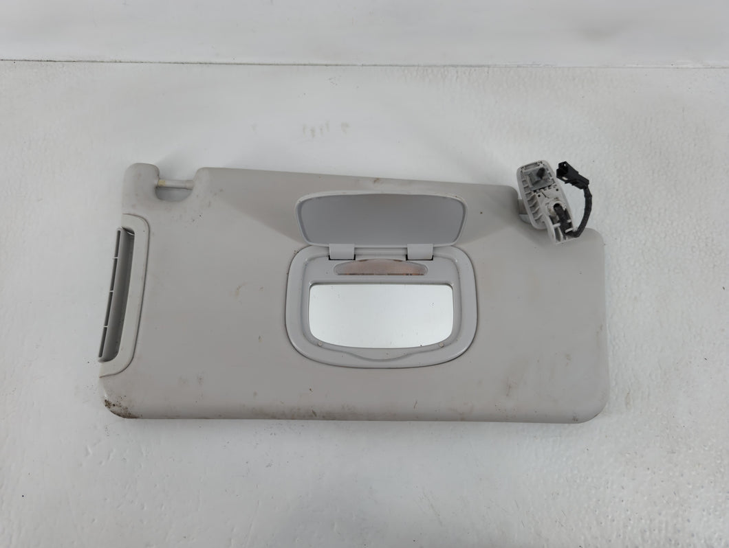 2015-2022 Jeep Renegade Sun Visor Shade Replacement Passenger Right Mirror Fits Fits 2015 2016 2017 2018 2019 2020 2021 2022 OEM Used Auto Parts