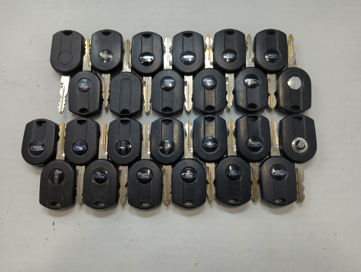 Lot of 25 Ford Keyless Entry Remote Fob OUCD6000022 6U5T-191316-AE - Oemusedautoparts1.com