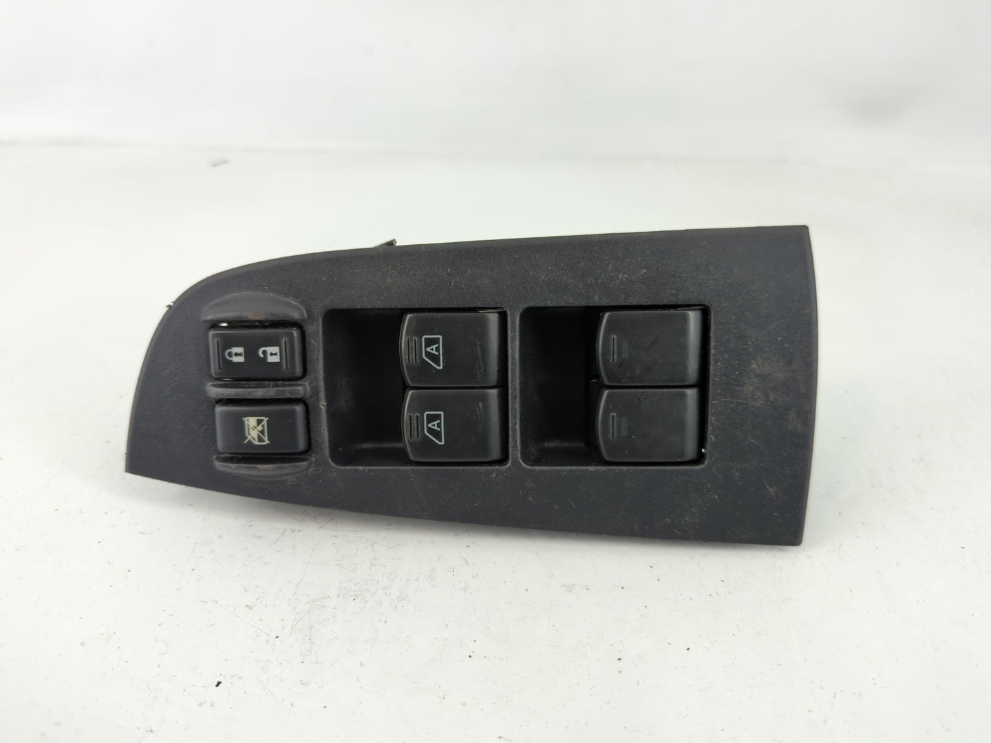 2020 Chevrolet Traverse Master Power Window Switch Replacement Driver Side Left P/N:25401 9N00E Fits OEM Used Auto Parts - Oemusedautoparts1.com