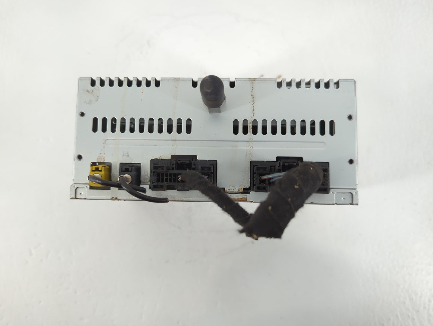 2013 Ford Explorer Radio AM FM Cd Player Receiver Replacement P/N:DB5T19C107FD PU-3617L-D, A12667137 Fits OEM Used Auto Parts - Oemusedautoparts1.com