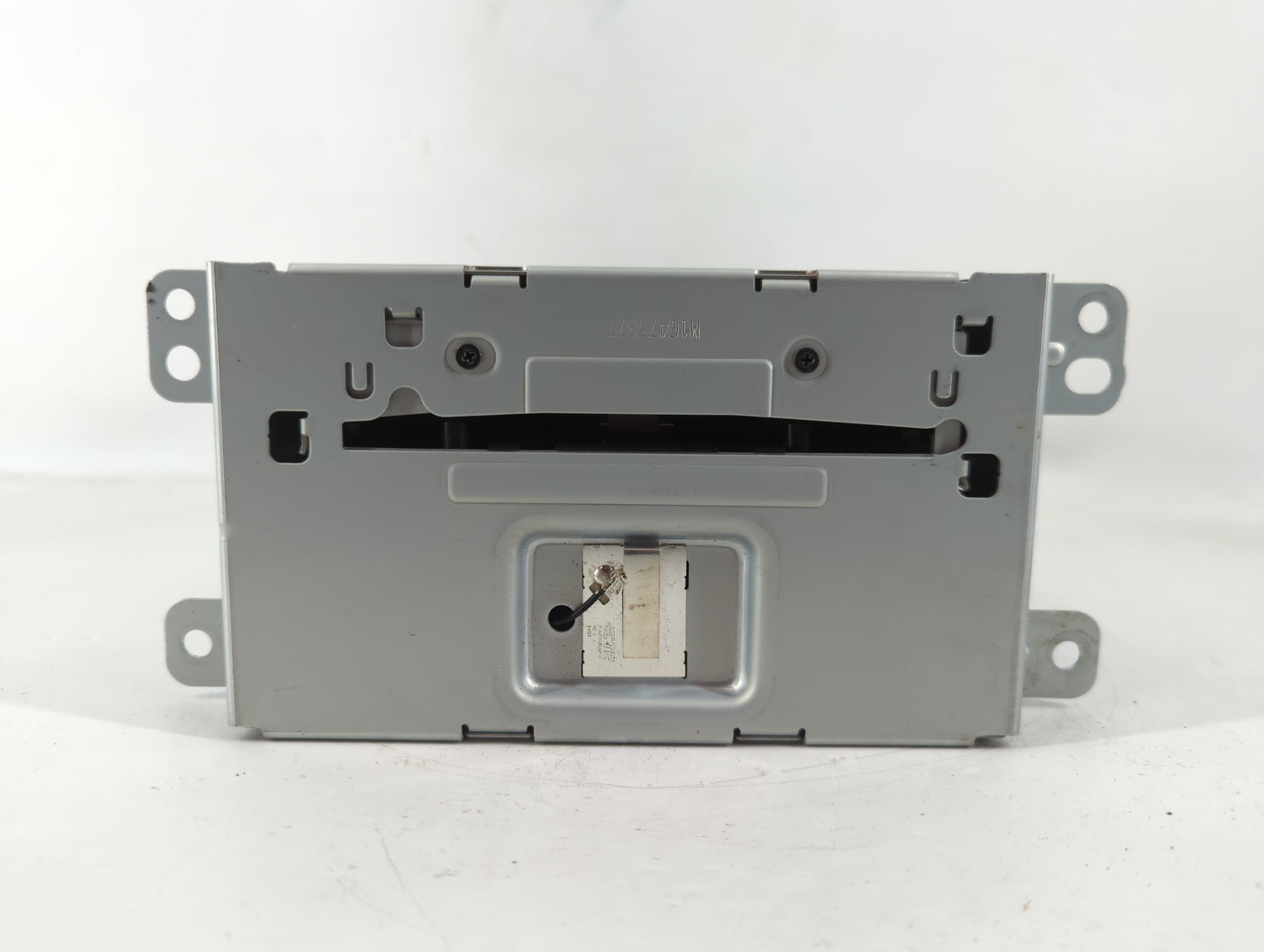 2015 Chevrolet Malibu Radio AM FM Cd Player Receiver Replacement P/N:23284461 Fits OEM Used Auto Parts - Oemusedautoparts1.com