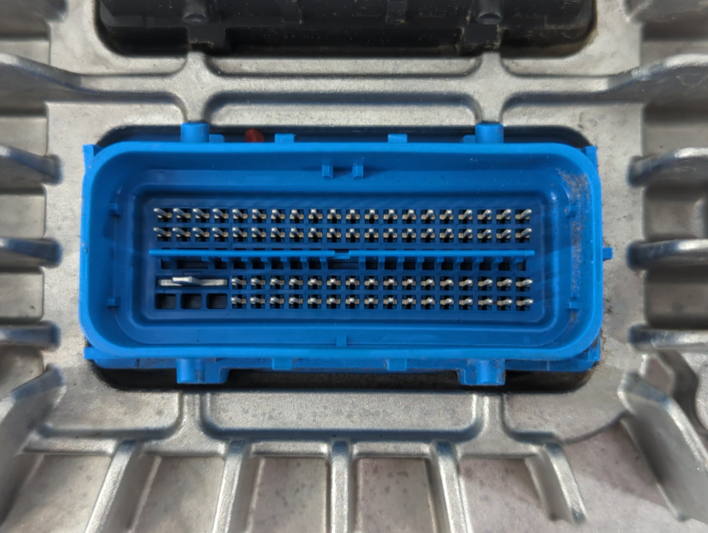 2013-2016 Buick Lacrosse PCM Engine Control Computer ECU ECM PCU OEM P/N:12653998 Fits Fits 2013 2014 2015 2016 OEM Used Auto Parts - Oemusedautoparts1.com