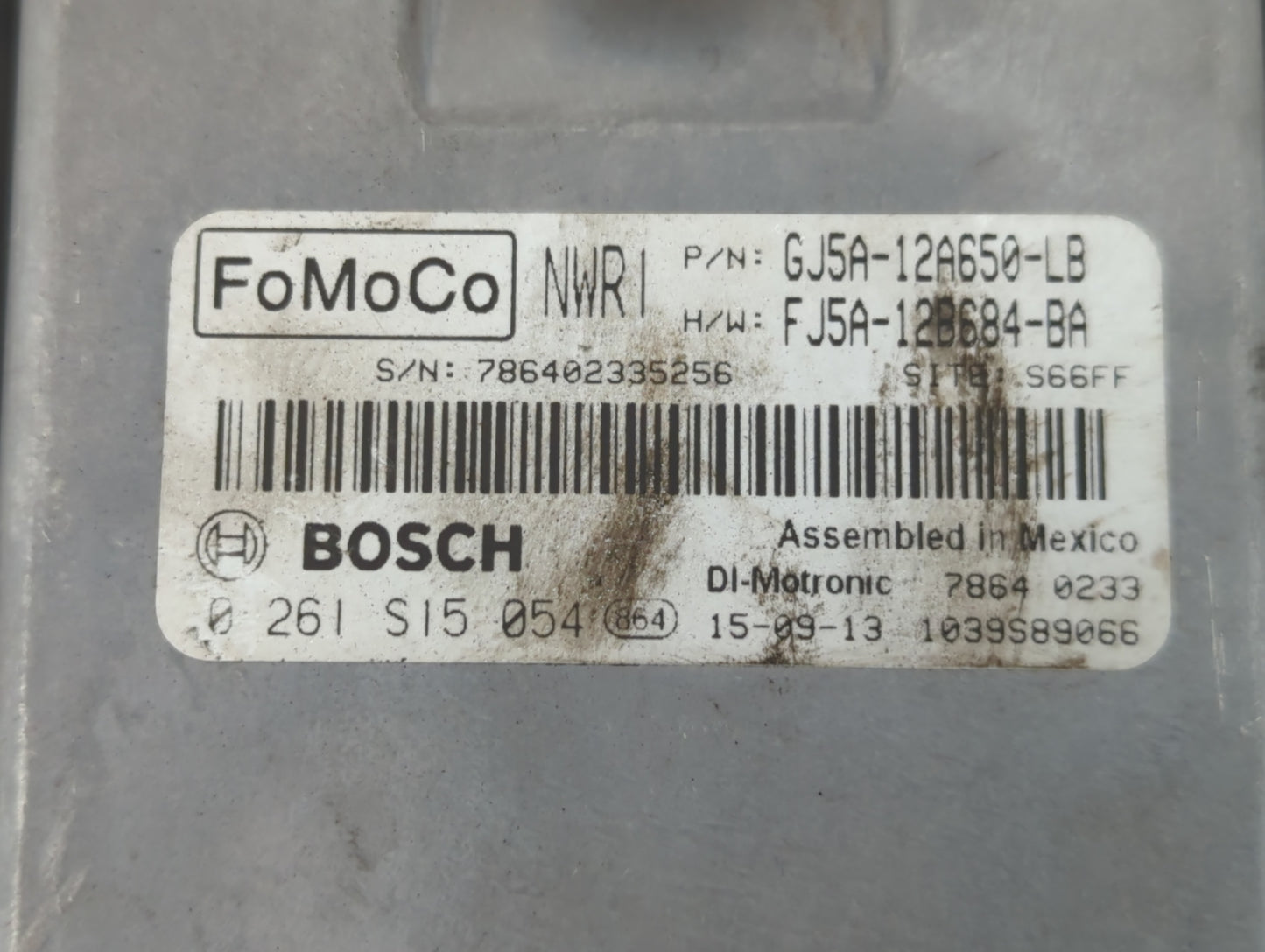 2015-2016 Ford Escape PCM Engine Control Computer ECU ECM PCU OEM P/N:FJ5A-12B684-BA GJ5A-12A650-LB Fits Fits 2015 2016 OEM Used Auto Parts - Oemusedautoparts1.com