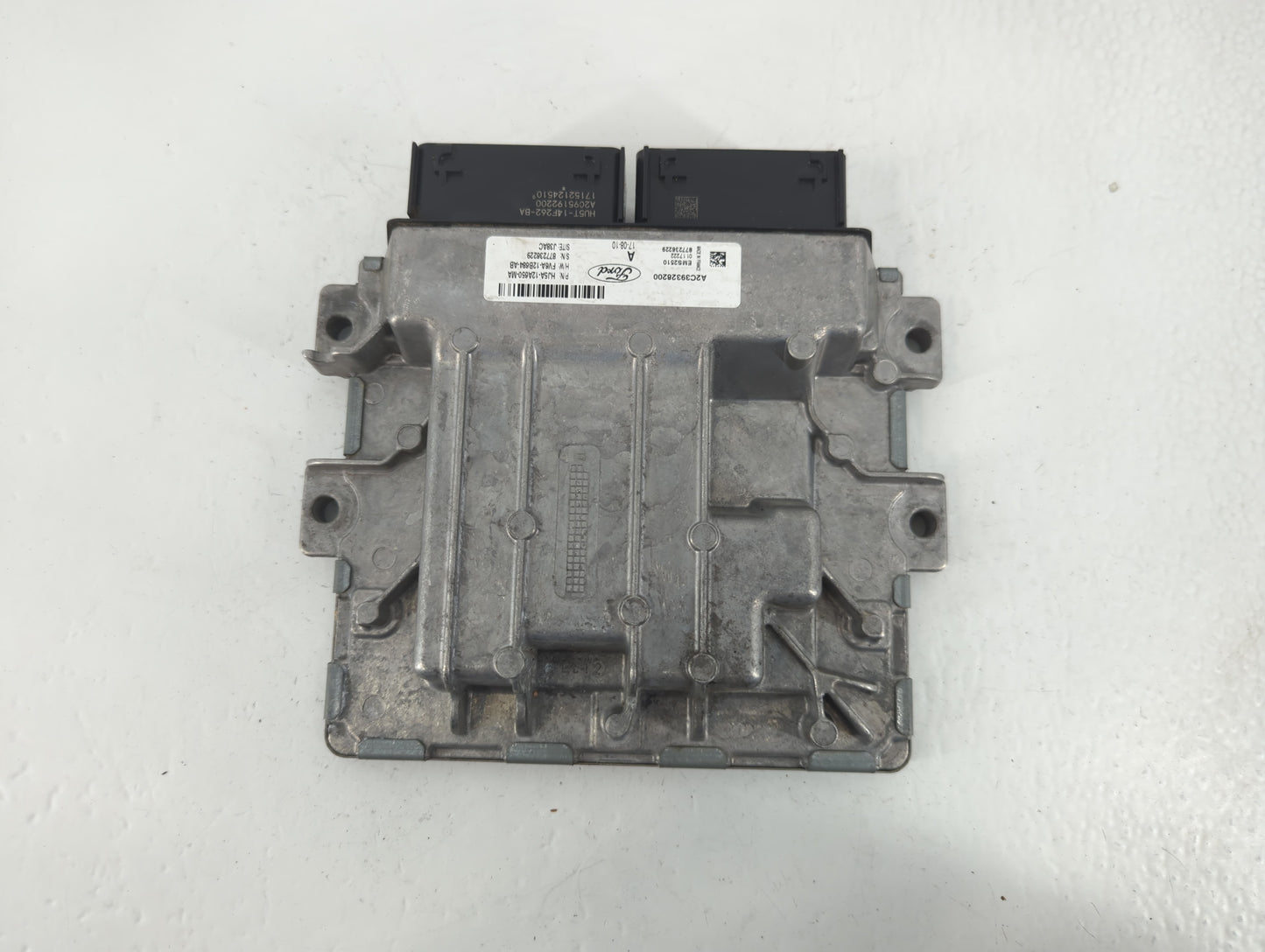 2017-2019 Ford Escape PCM Engine Control Computer ECU ECM PCU OEM P/N:FV6A-12B684-AB HJ5A-12A650-MA Fits Fits 2017 2018 2019 OEM Used Auto Parts - Oemusedautoparts1.com