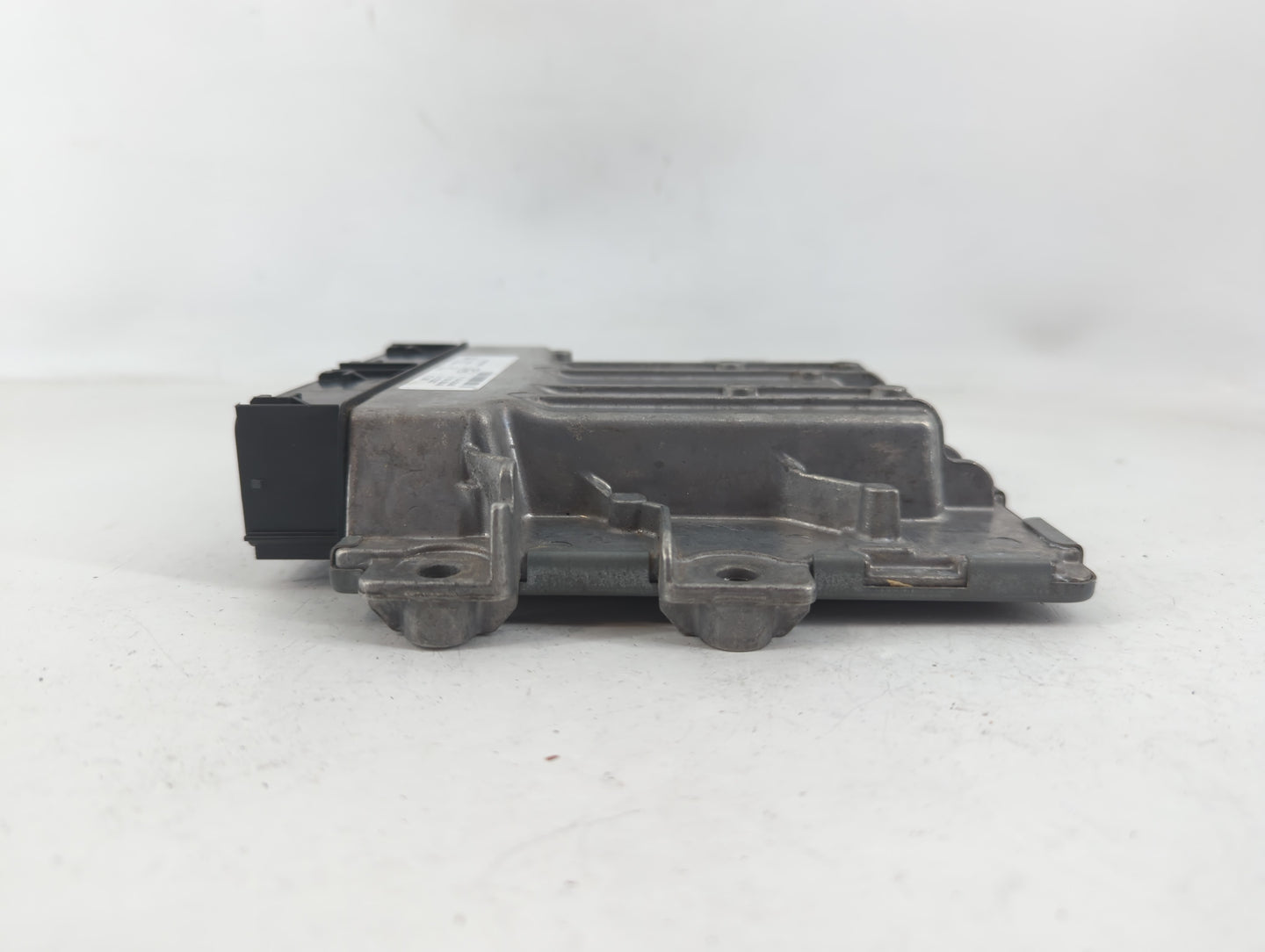 2017-2019 Ford Escape PCM Engine Control Computer ECU ECM PCU OEM P/N:FV6A-12B684-AB HJ5A-12A650-MA Fits Fits 2017 2018 2019 OEM Used Auto Parts - Oemusedautoparts1.com