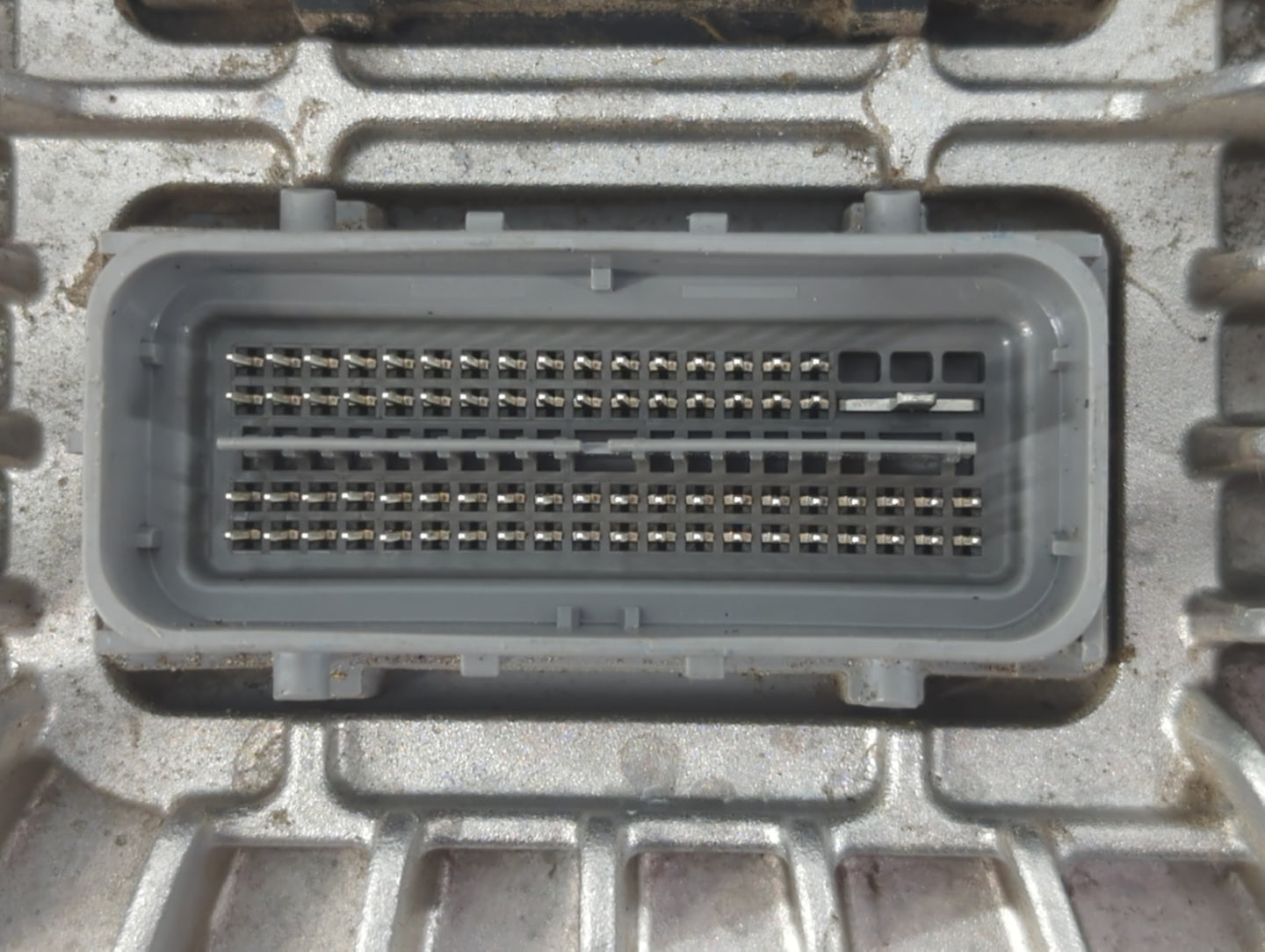 2013-2016 Buick Lacrosse PCM Engine Control Computer ECU ECM PCU OEM P/N:12653998 12657781 Fits Fits 2013 2014 2015 2016 OEM Used Auto Parts - Oemusedautoparts1.com