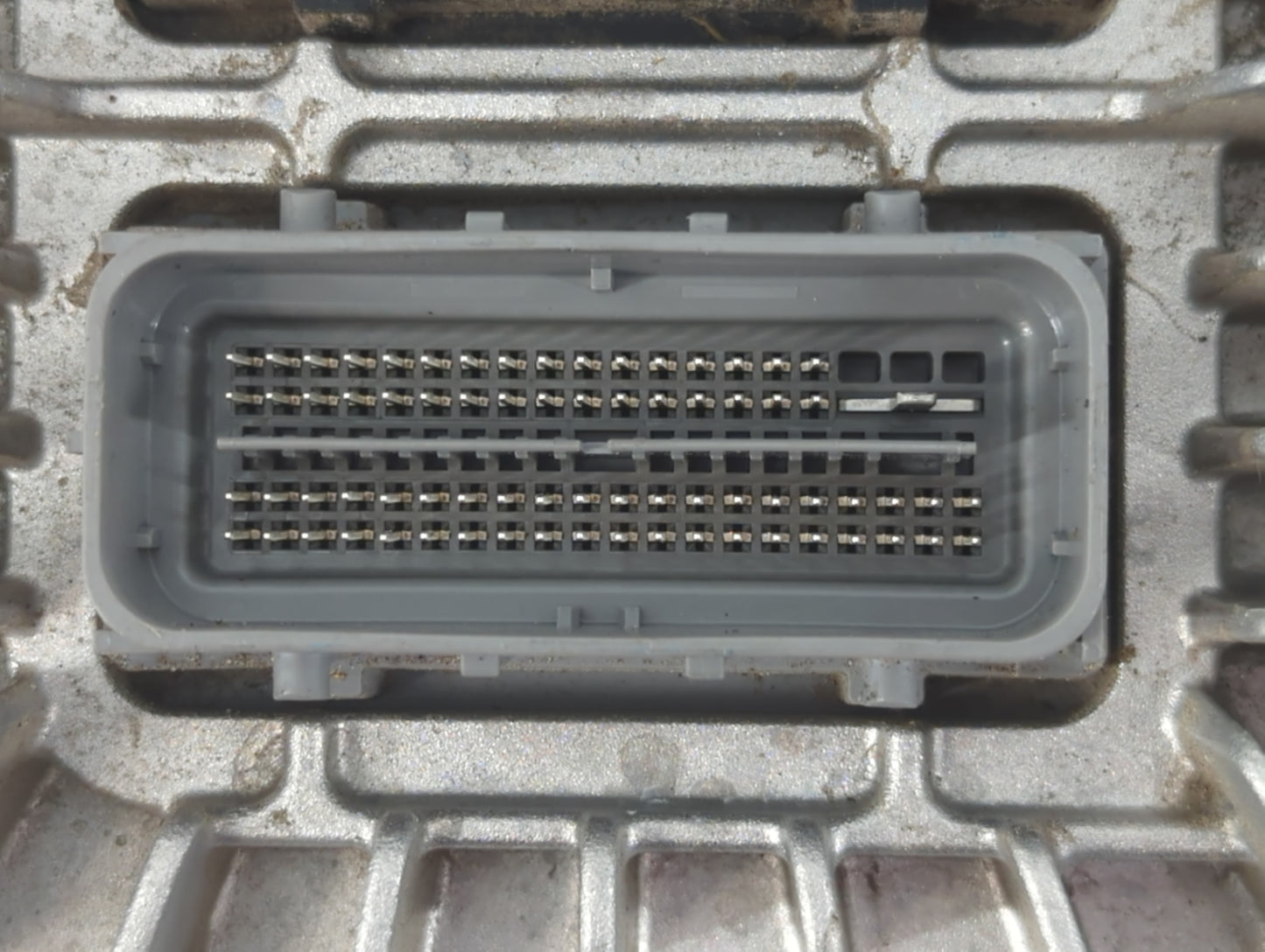 2013-2016 Buick Lacrosse PCM Engine Control Computer ECU ECM PCU OEM P/N:12653998 12657781 Fits Fits 2013 2014 2015 2016 OEM Used Auto Parts - Oemusedautoparts1.com