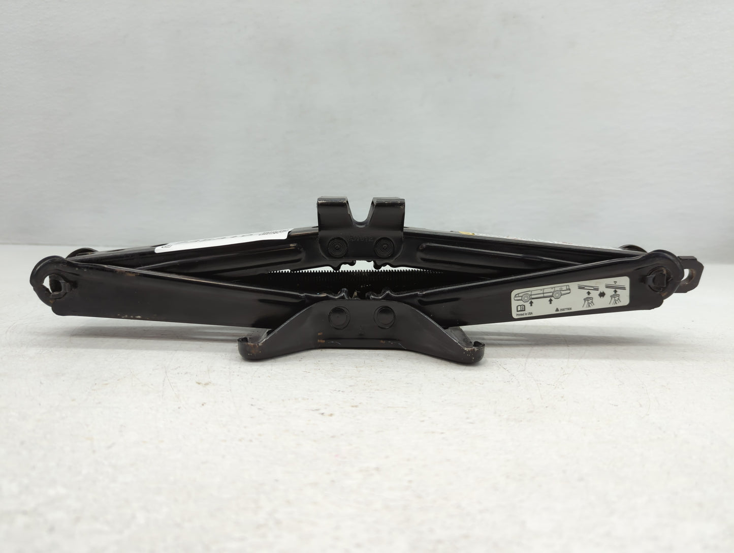 2010 Chevrolet Equinox Spare Scissor Car Jack - Oemusedautoparts1.com