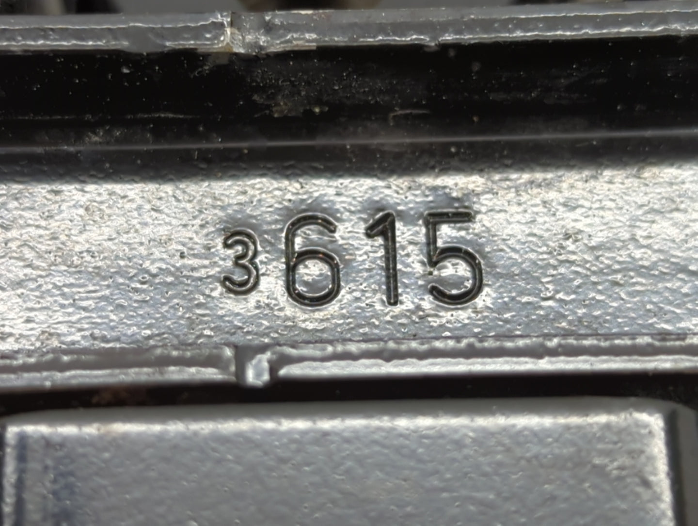 2019 Jaguar Xf Spare Scissor Car Jack - Oemusedautoparts1.com