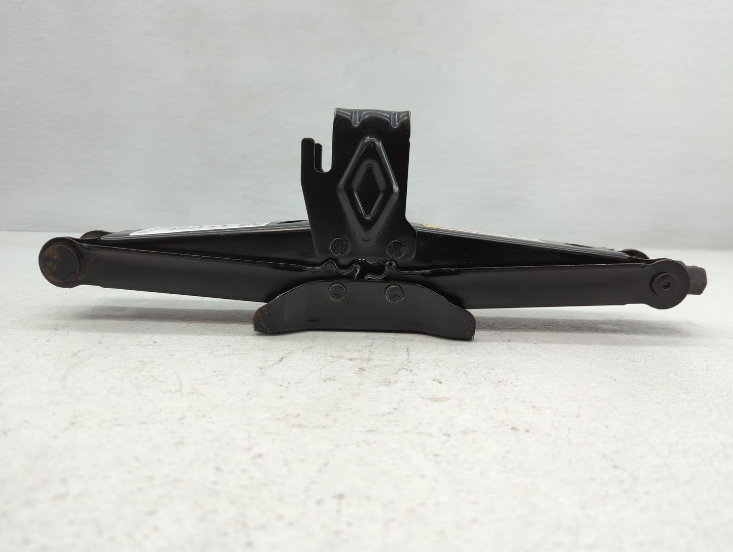 2015 Dodge Caravan Spare Scissor Car Jack - Oemusedautoparts1.com