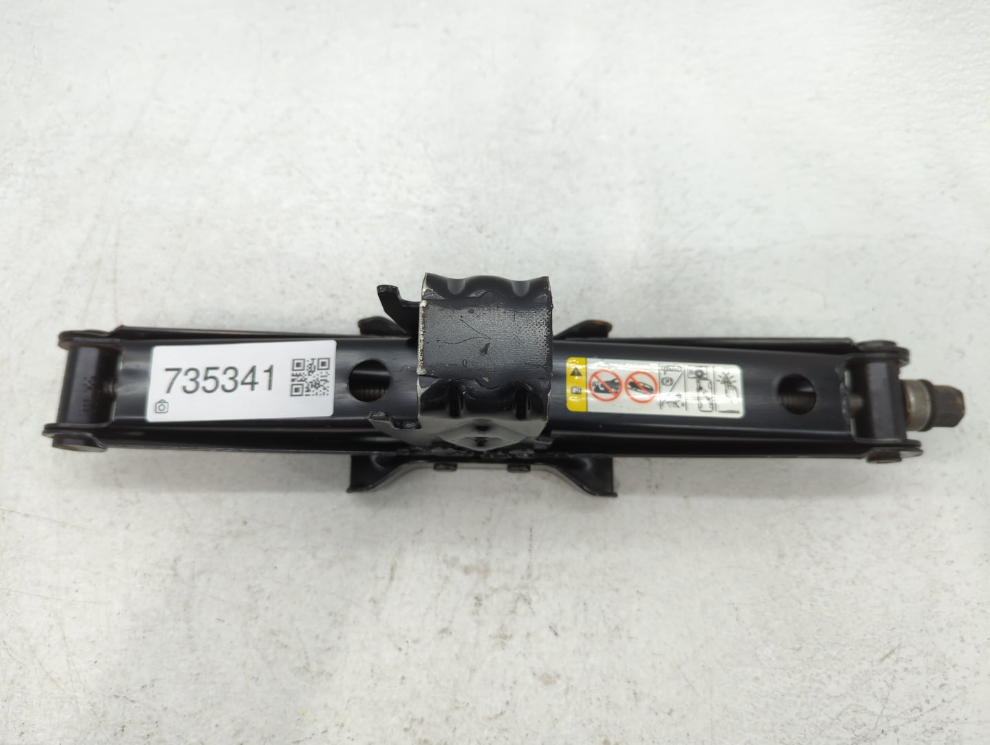 2015 Dodge Caravan Spare Scissor Car Jack - Oemusedautoparts1.com