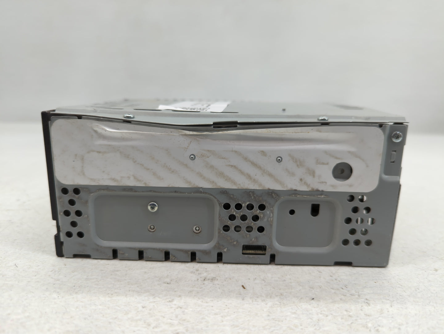 2019 Ford Escape Radio AM FM Cd Player Receiver Replacement P/N:CQ-RJ38N54M Fits OEM Used Auto Parts - Oemusedautoparts1.com