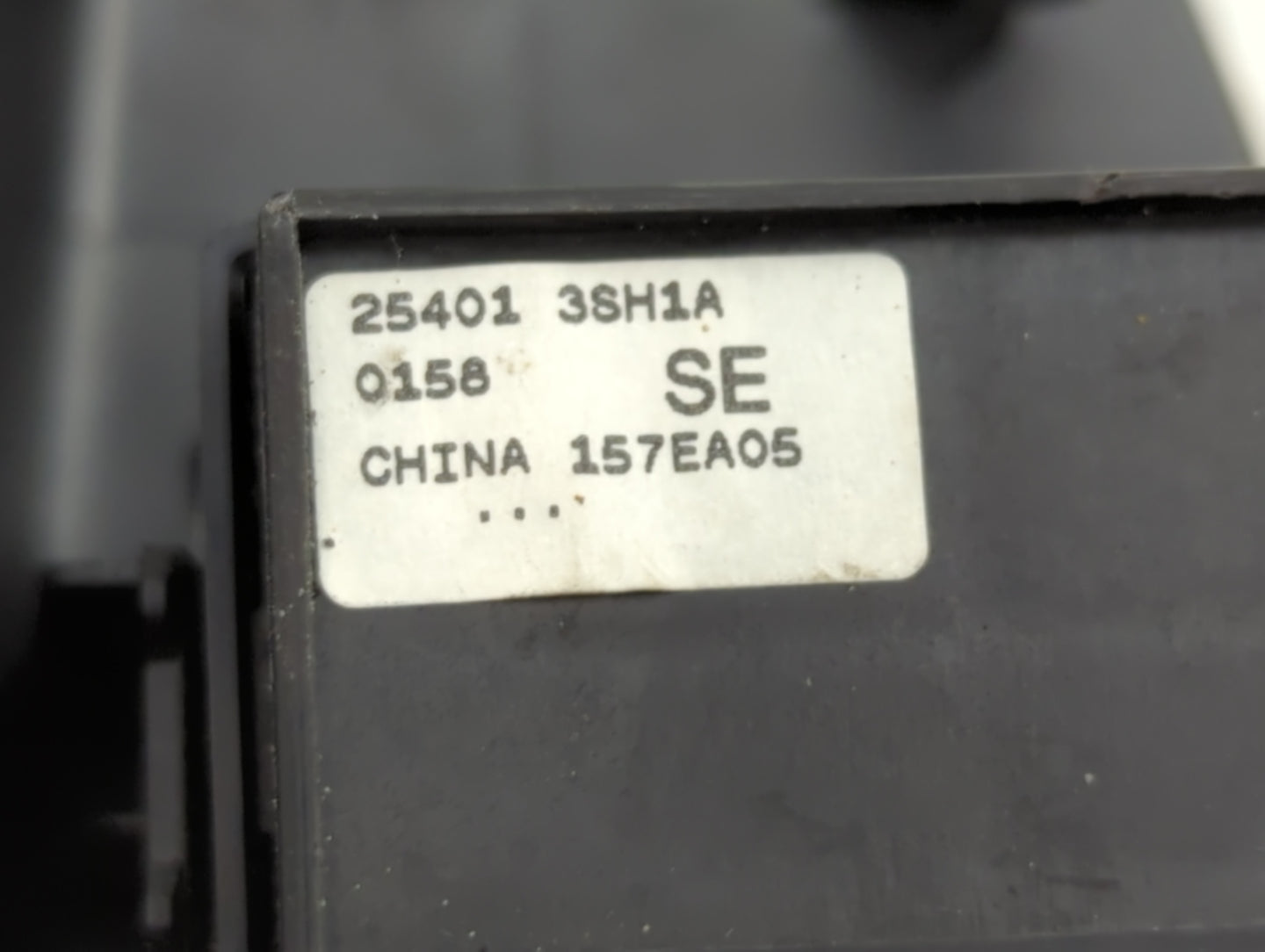 2020-2022 Nissan Versa Master Power Window Switch Replacement Driver Side Left P/N:25401 3SH1A Fits Fits 2020 2021 2022 OEM Used Auto Parts - Oemusedautoparts1.com