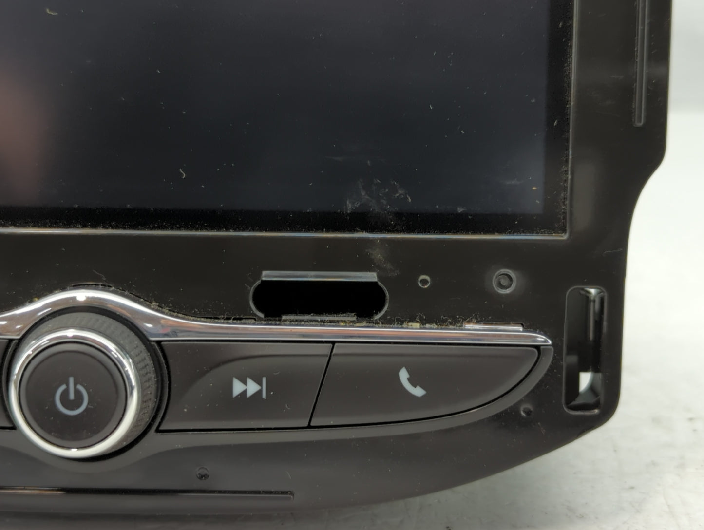 2018-2021 Chevrolet Traverse Radio AM FM Cd Player Receiver Replacement P/N:42645278 Fits Fits 2017 2018 2019 2020 2021 OEM Used Auto Parts - Oemusedautoparts1.com