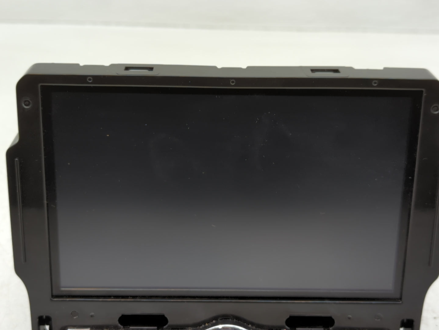 2018-2021 Chevrolet Traverse Radio AM FM Cd Player Receiver Replacement P/N:42645278 Fits Fits 2017 2018 2019 2020 2021 OEM Used Auto Parts - Oemusedautoparts1.com