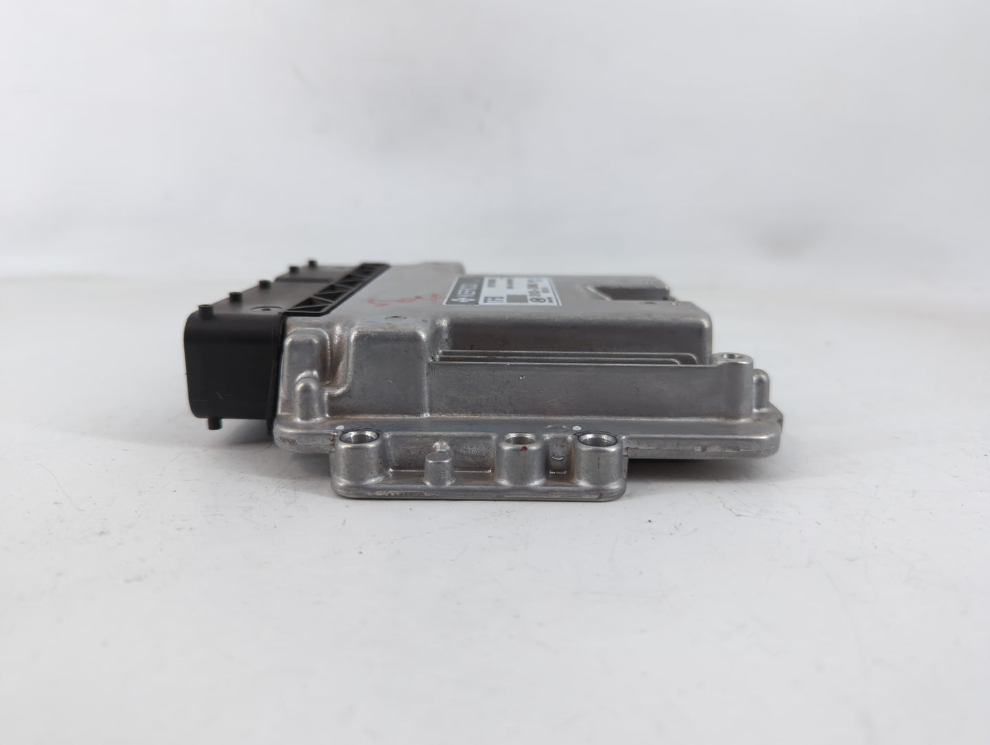 2014-2016 Hyundai Elantra PCM Engine Control Computer ECU ECM PCU OEM P/N:39135-2EMA2 Fits Fits 2014 2015 2016 OEM Used Auto Parts - Oemusedautoparts1.com