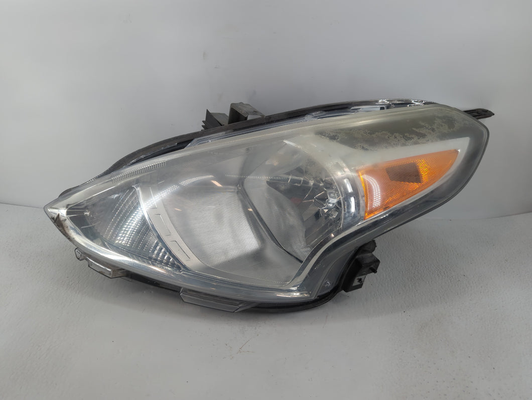 2015-2019 Nissan Versa Driver Left Oem Head Light Headlight Lamp