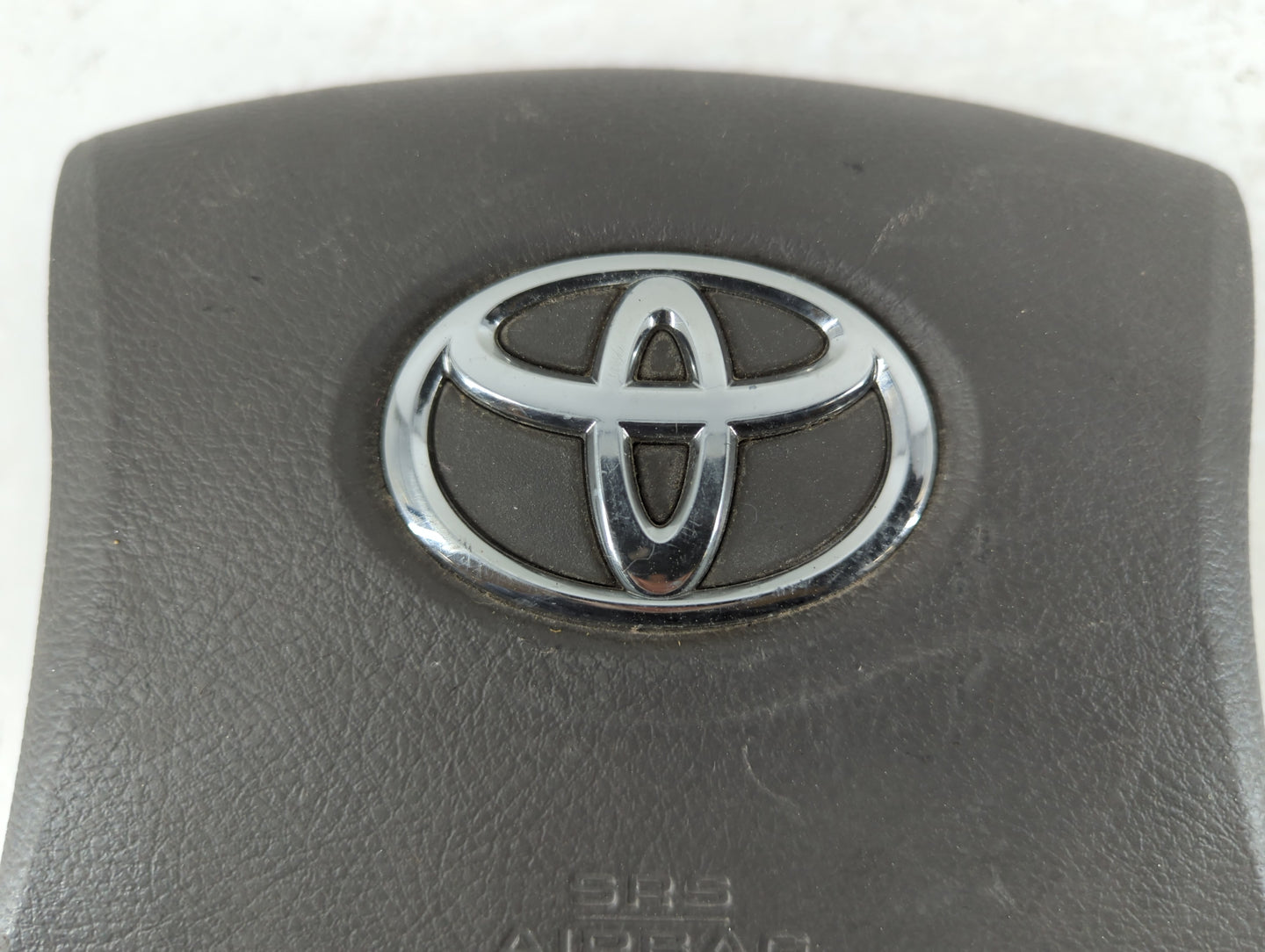 2007-2011 Toyota Camry Air Bag Driver Left Steering Wheel Mounted Fits Fits 2007 2008 2009 2010 2011 OEM Used Auto Parts - Oemusedautoparts1.com