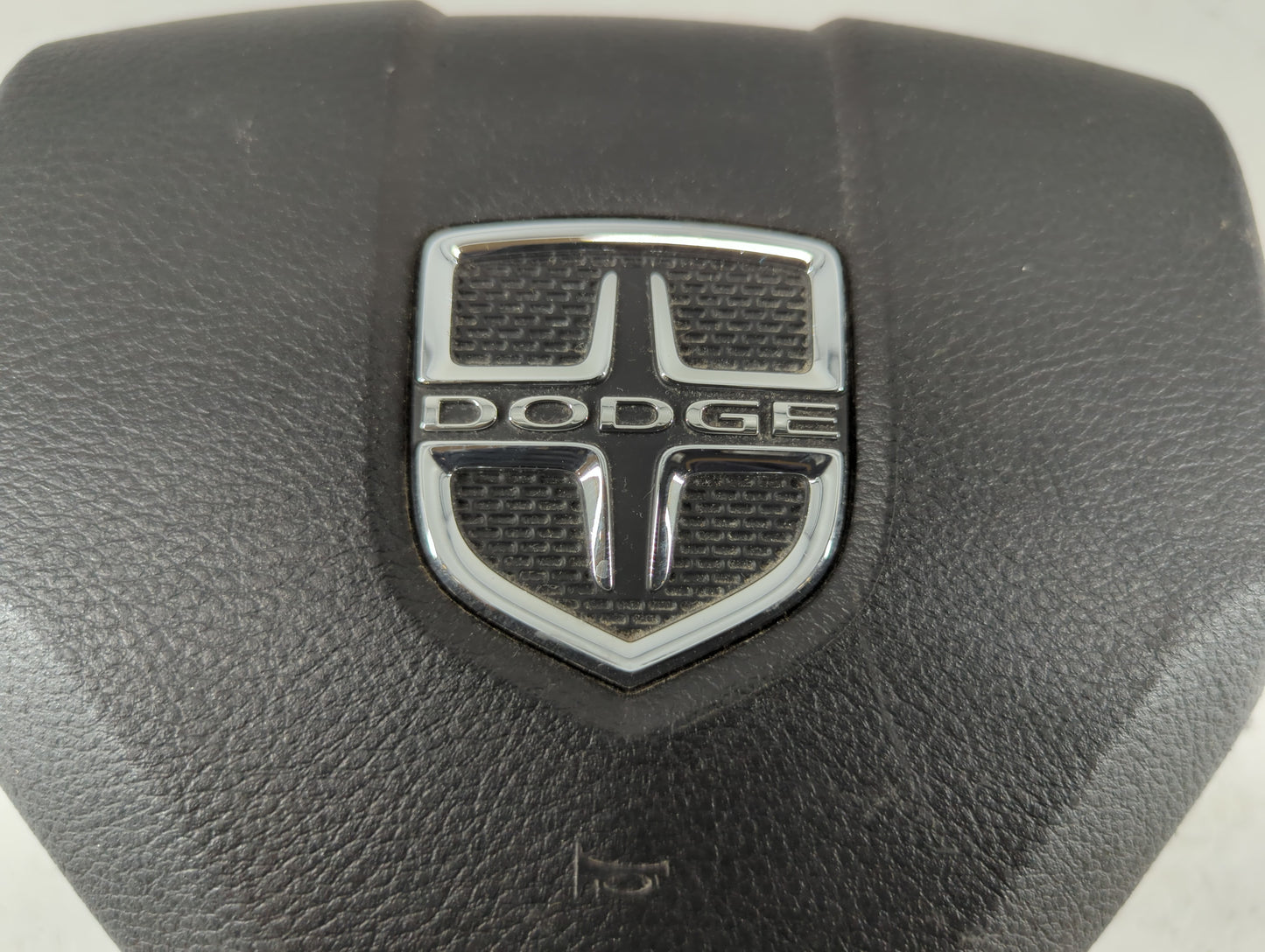 2013 Dodge Charger Air Bag Passenger Right Knee OEM P/N:P1UA581X9AD Fits OEM Used Auto Parts - Oemusedautoparts1.com