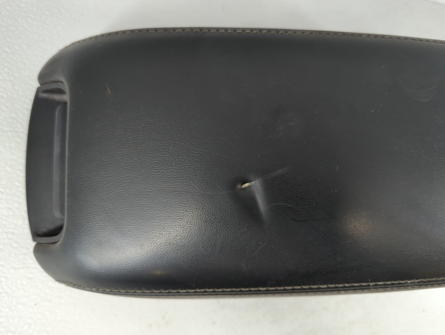 2012 Dodge Journey Center Console Armrest Cover Lid Fits OEM Used Auto Parts - Oemusedautoparts1.com