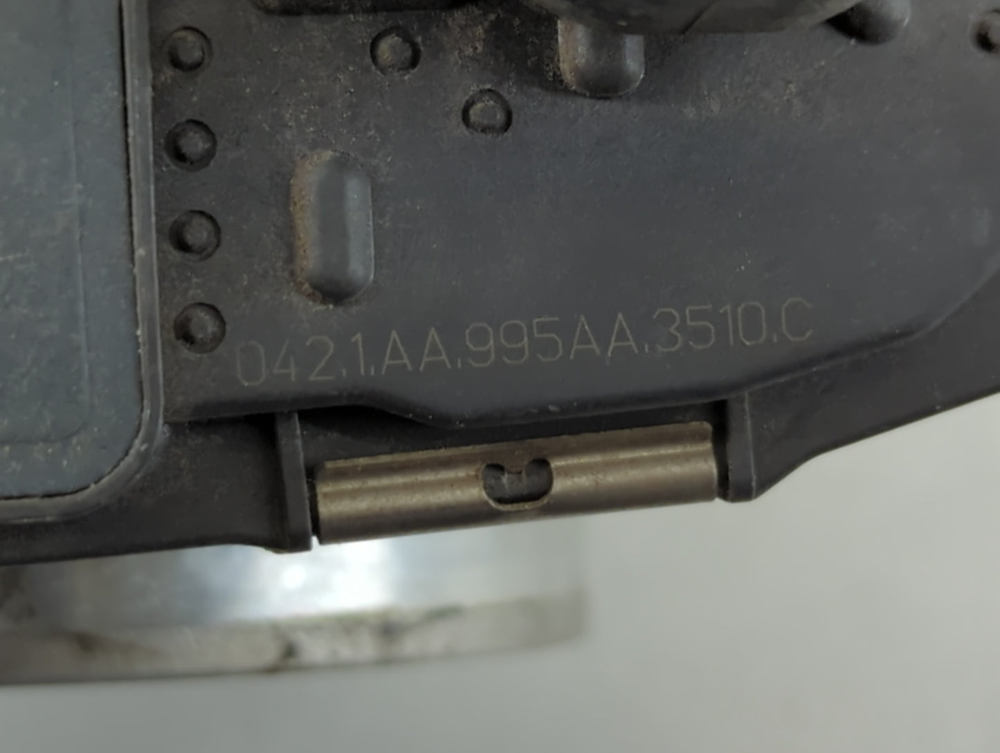 2008-2011 Buick Enclave Throttle Body P/N:3510C 995AA Fits Fits 2007 2008 2009 2010 2011 OEM Used Auto Parts - Oemusedautoparts1.com