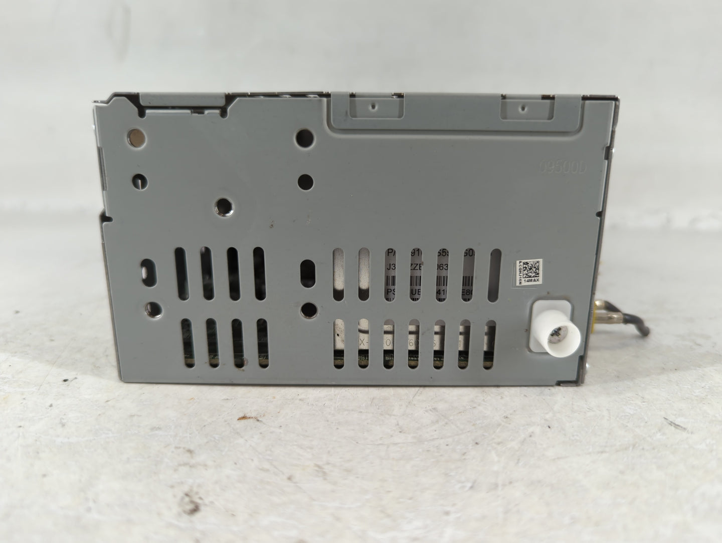 2019-2020 Ford Fusion Radio AM FM Cd Player Receiver Replacement P/N:KS7T-18D818-YB Fits Fits 2019 2020 OEM Used Auto Parts - Oemusedautoparts1.com