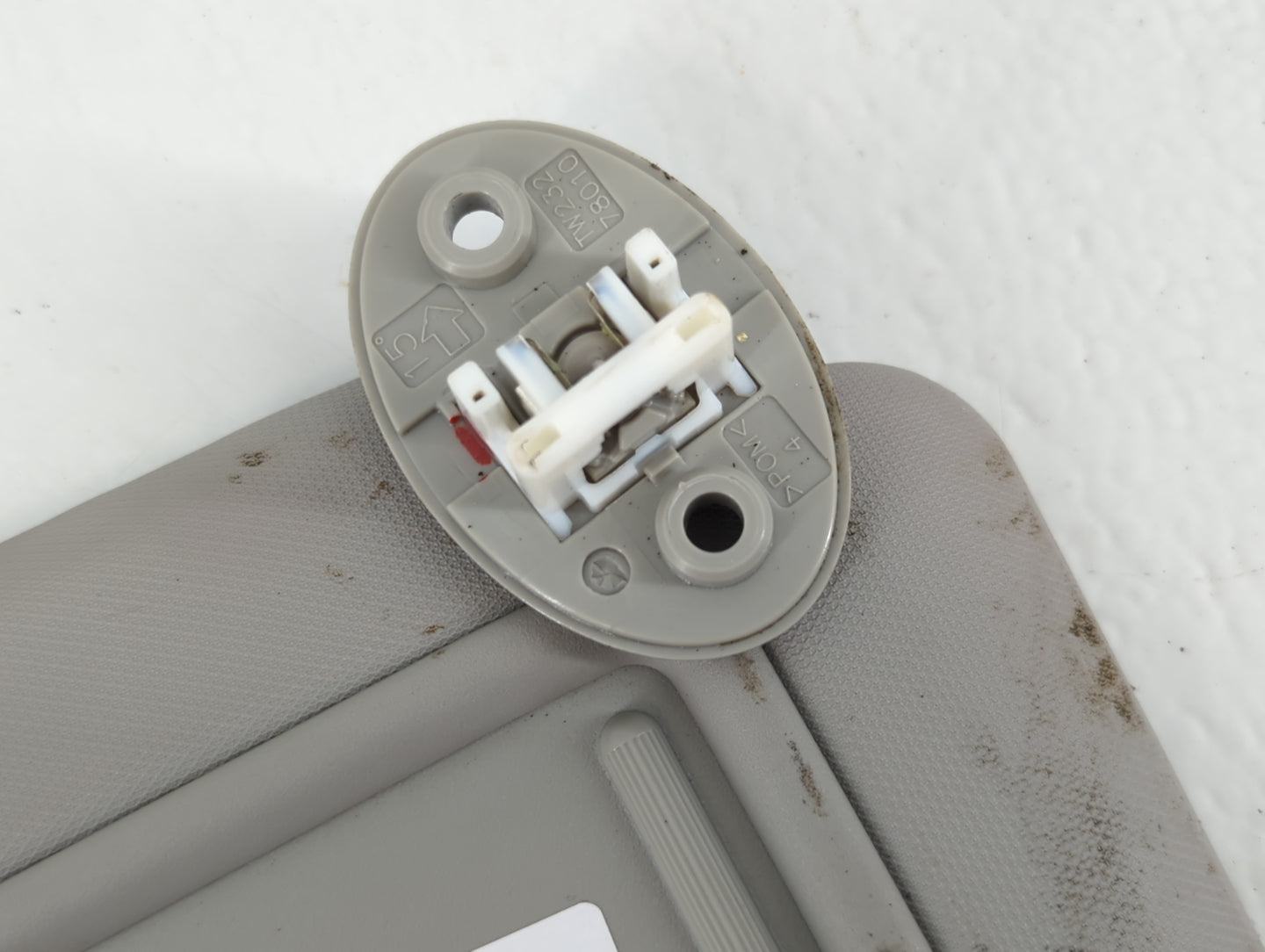 2017-2019 Toyota Corolla Sun Visor Shade Replacement Passenger Right Mirror Fits Fits 2017 2018 2019 OEM Used Auto Parts - Oemusedautoparts1.com