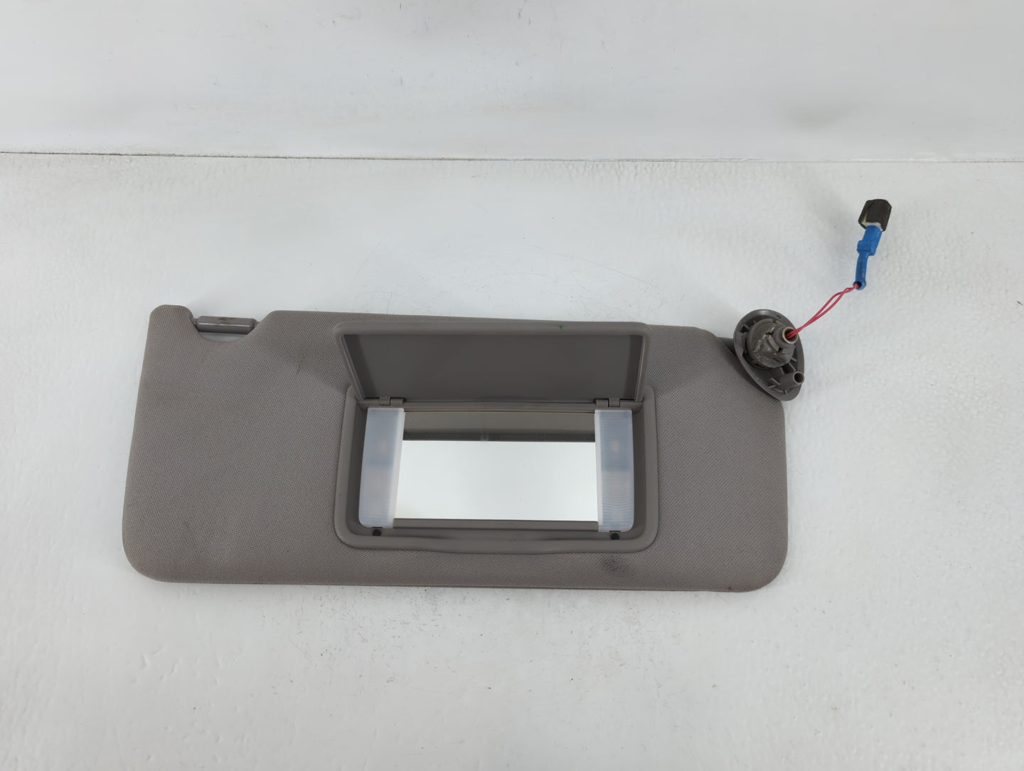 2010 Honda Crosstour Sun Visor Shade Replacement Passenger Right Mirror Fits Fits 2011 OEM Used Auto Parts - Oemusedautoparts1.com