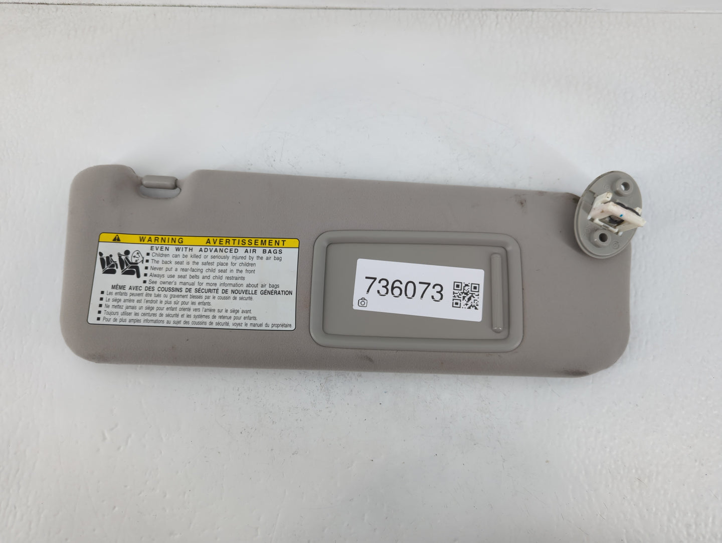 2010-2011 Lexus Es350 Sun Visor Shade Replacement Passenger Right Mirror Fits Fits 2010 2011 OEM Used Auto Parts - Oemusedautoparts1.com
