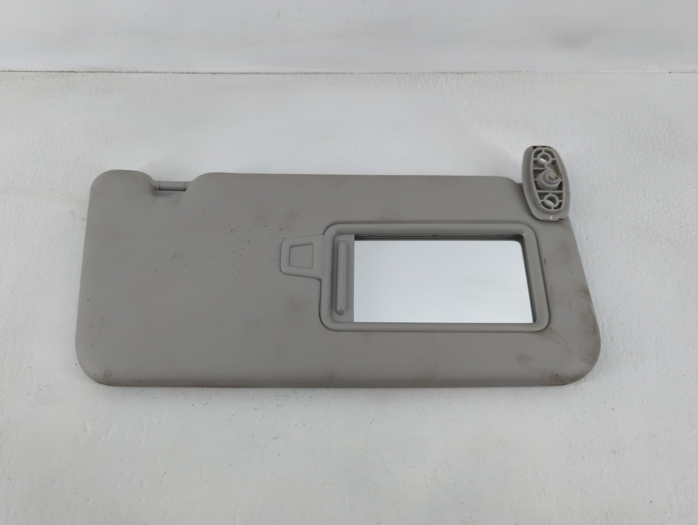2020-2021 Kia Soul Sun Visor Shade Replacement Driver Left Mirror Fits Fits 2020 2021 OEM Used Auto Parts - Oemusedautoparts1.com