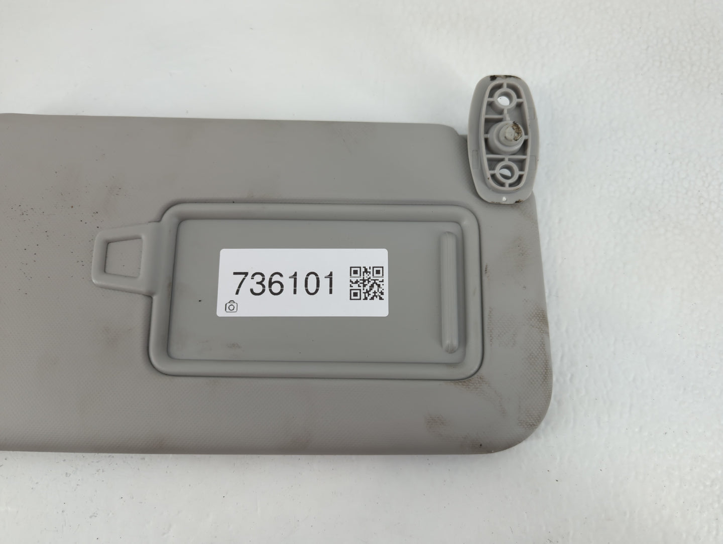 2020-2021 Kia Soul Sun Visor Shade Replacement Driver Left Mirror Fits Fits 2020 2021 OEM Used Auto Parts - Oemusedautoparts1.com