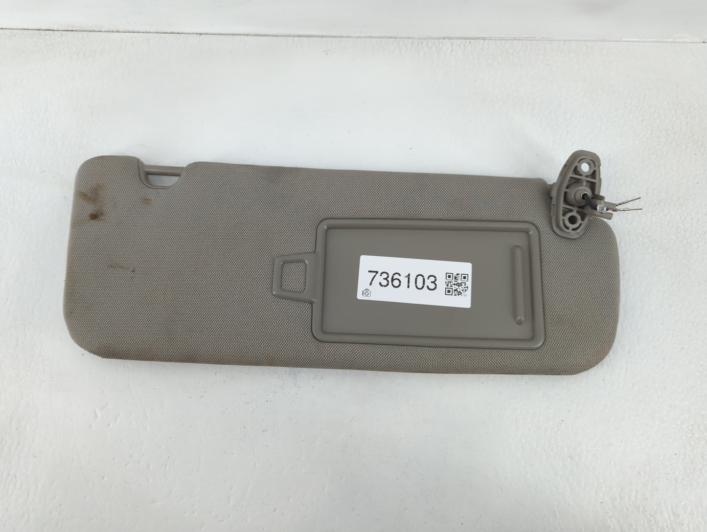 2015-2020 Kia Sedona Sun Visor Shade Replacement Driver Left Mirror Fits Fits 2015 2016 2017 2018 2019 2020 OEM Used Auto Parts - Oemusedautoparts1.com