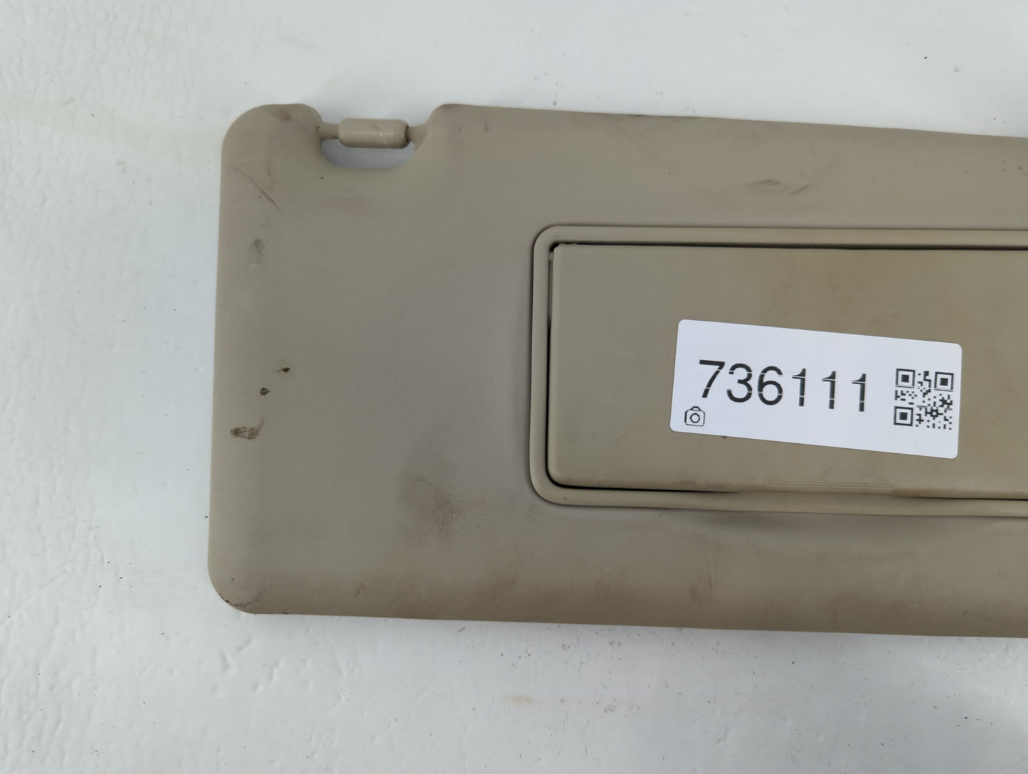 2008-2015 Nissan Rogue Sun Visor Shade Replacement Passenger Right Mirror Fits Fits 2008 2009 2010 2011 2012 2013 2014 2015 OEM Used Auto Parts - Oemusedautoparts1.com