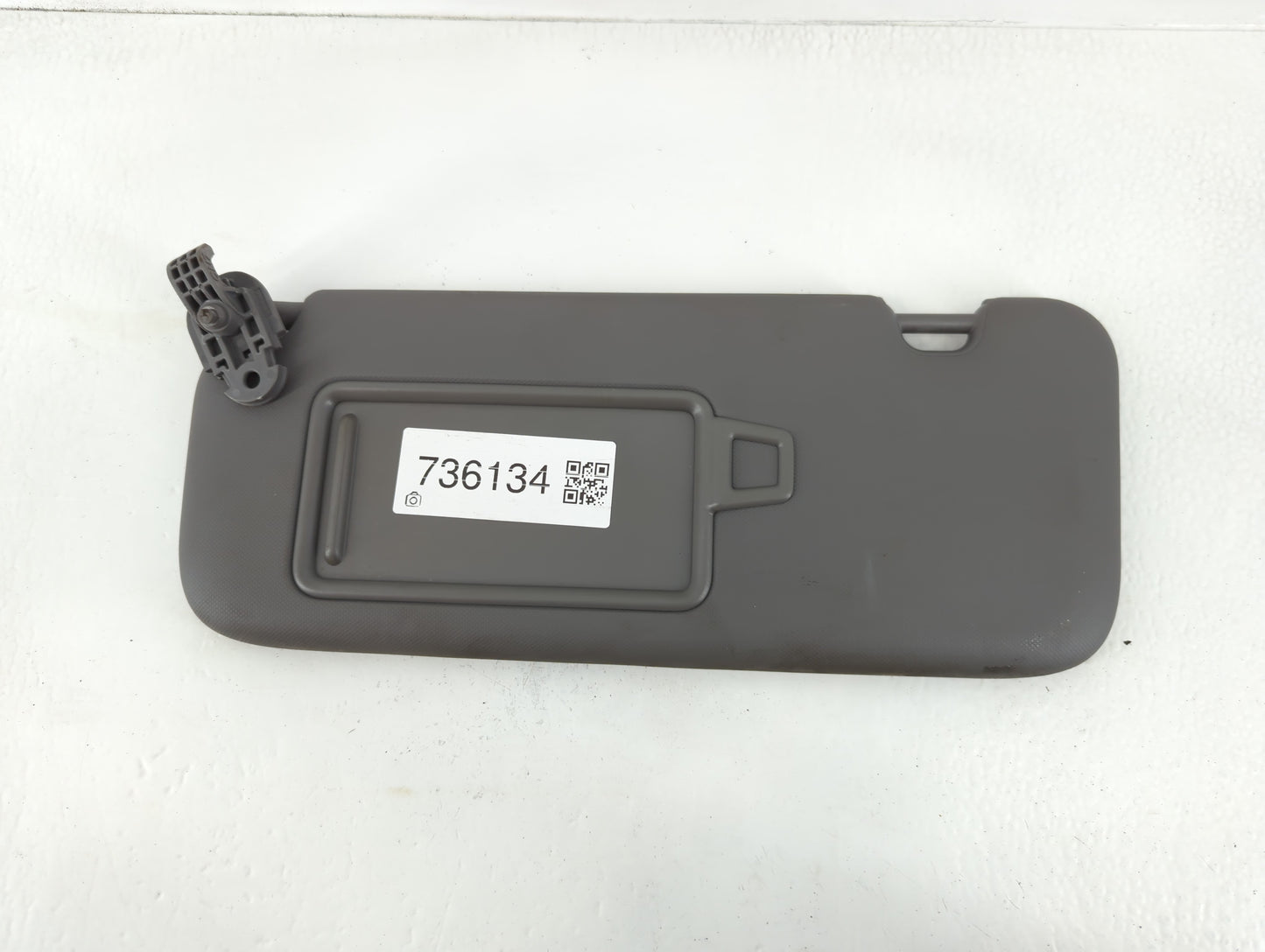 2021-2022 Hyundai Elantra Sun Visor Shade Replacement Driver Left Mirror Fits Fits 2021 2022 OEM Used Auto Parts - Oemusedautoparts1.com