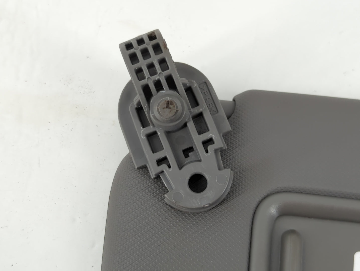 2021-2022 Hyundai Elantra Sun Visor Shade Replacement Driver Left Mirror Fits Fits 2021 2022 OEM Used Auto Parts - Oemusedautoparts1.com