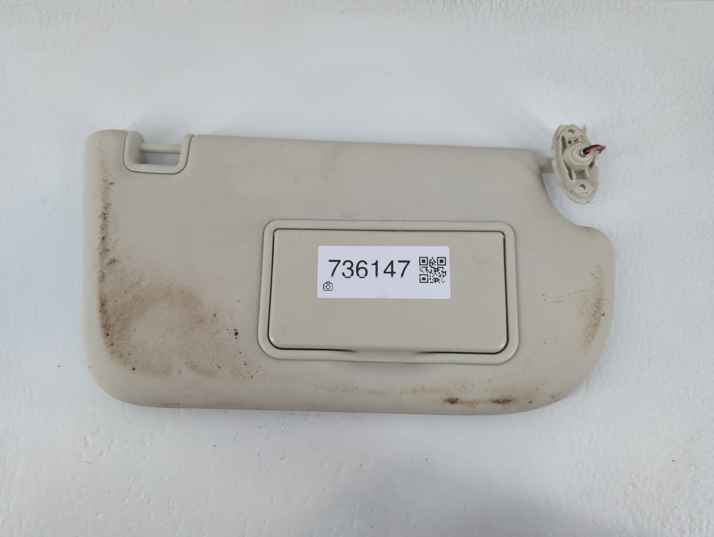 2013-2018 Ford Focus Sun Visor Shade Replacement Driver Left Mirror Fits Fits 2013 2014 2015 2016 2017 2018 OEM Used Auto Parts - Oemusedautoparts1.com