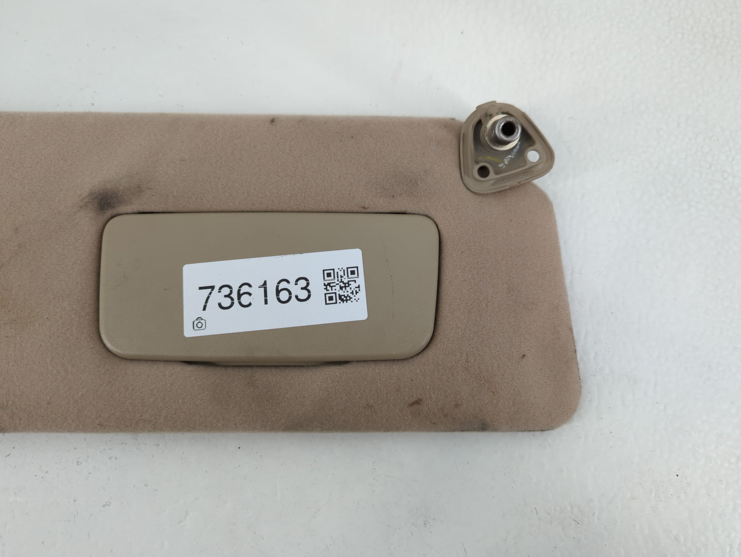 2002-2006 Toyota Camry Sun Visor Shade Replacement Passenger Right Mirror Fits Fits 2002 2003 2004 2005 2006 OEM Used Auto Parts - Oemusedautoparts1.com