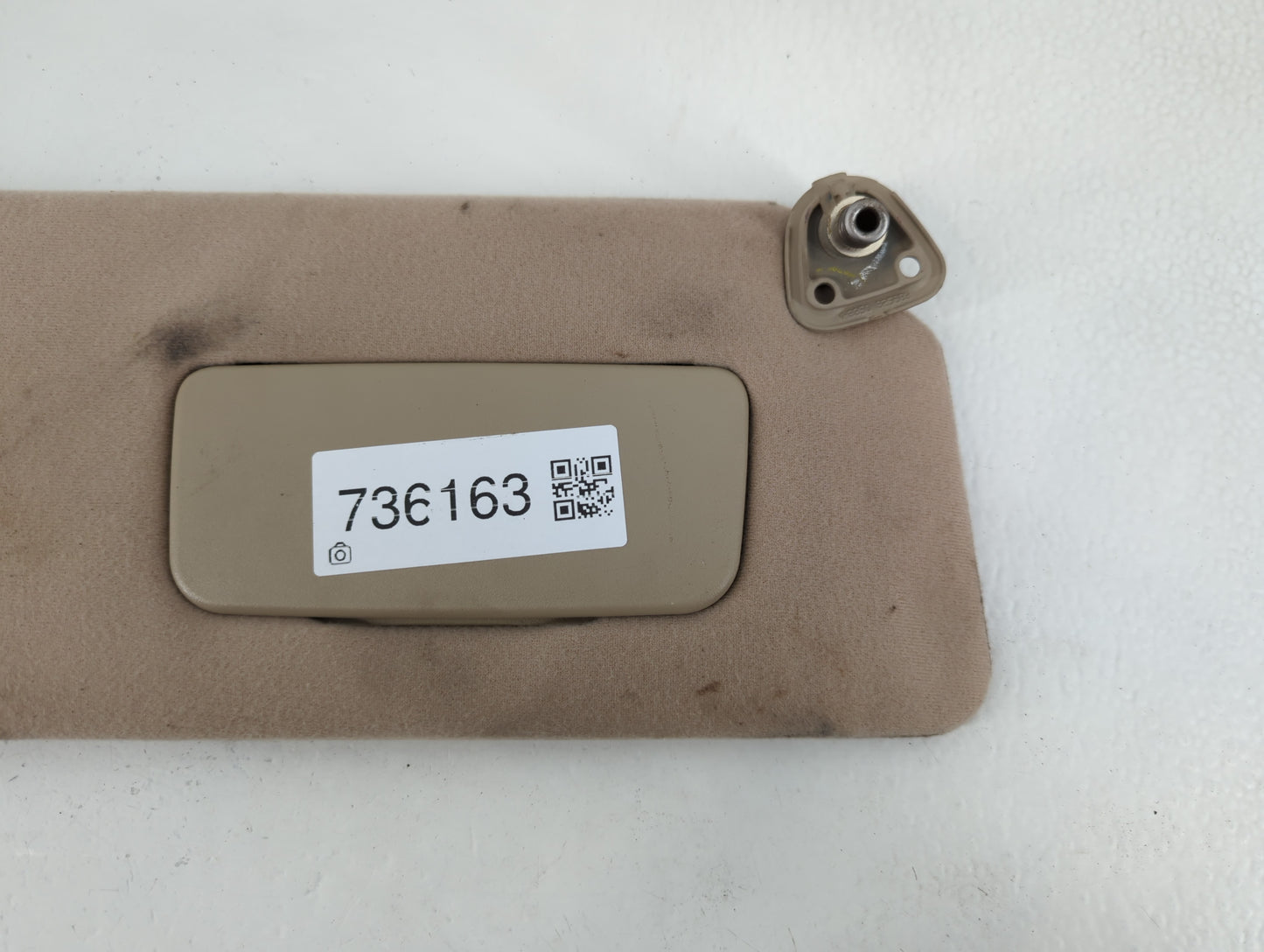 2002-2006 Toyota Camry Sun Visor Shade Replacement Passenger Right Mirror Fits Fits 2002 2003 2004 2005 2006 OEM Used Auto Parts - Oemusedautoparts1.com