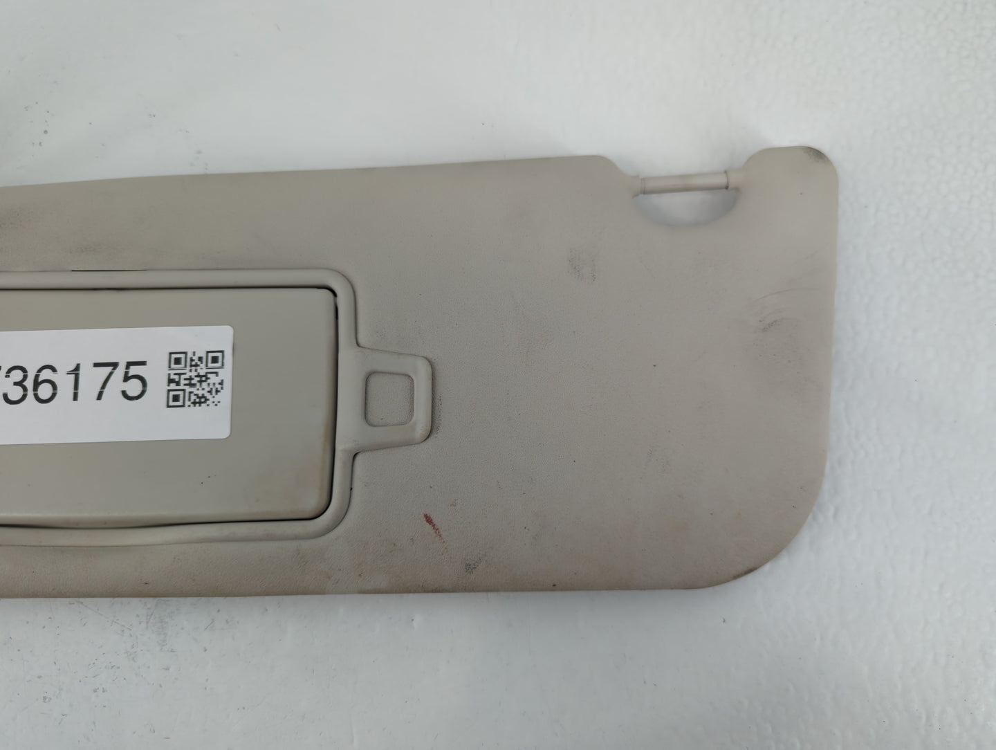 2017-2019 Jaguar Xe Sun Visor Shade Replacement Driver Left Mirror Fits Fits 2017 2018 2019 2020 OEM Used Auto Parts - Oemusedautoparts1.com