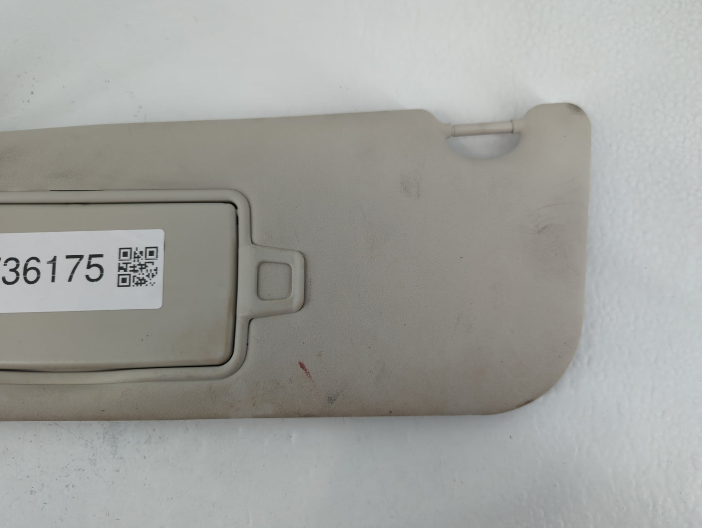 2017-2019 Jaguar Xe Sun Visor Shade Replacement Driver Left Mirror Fits Fits 2017 2018 2019 2020 OEM Used Auto Parts - Oemusedautoparts1.com