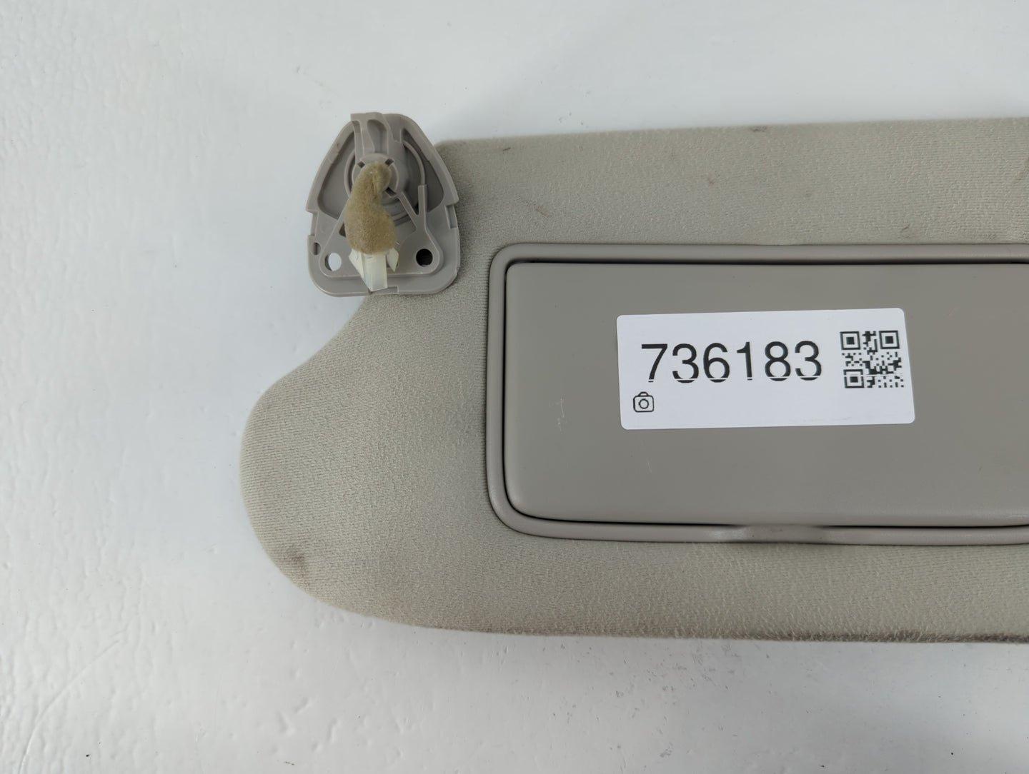 2014-2019 Infiniti Q70 Sun Visor Shade Replacement Passenger Right Mirror Fits Fits 2011 2012 2013 2014 2015 2016 2017 2018 2019 OEM Used Auto Parts - Oemusedautoparts1.com