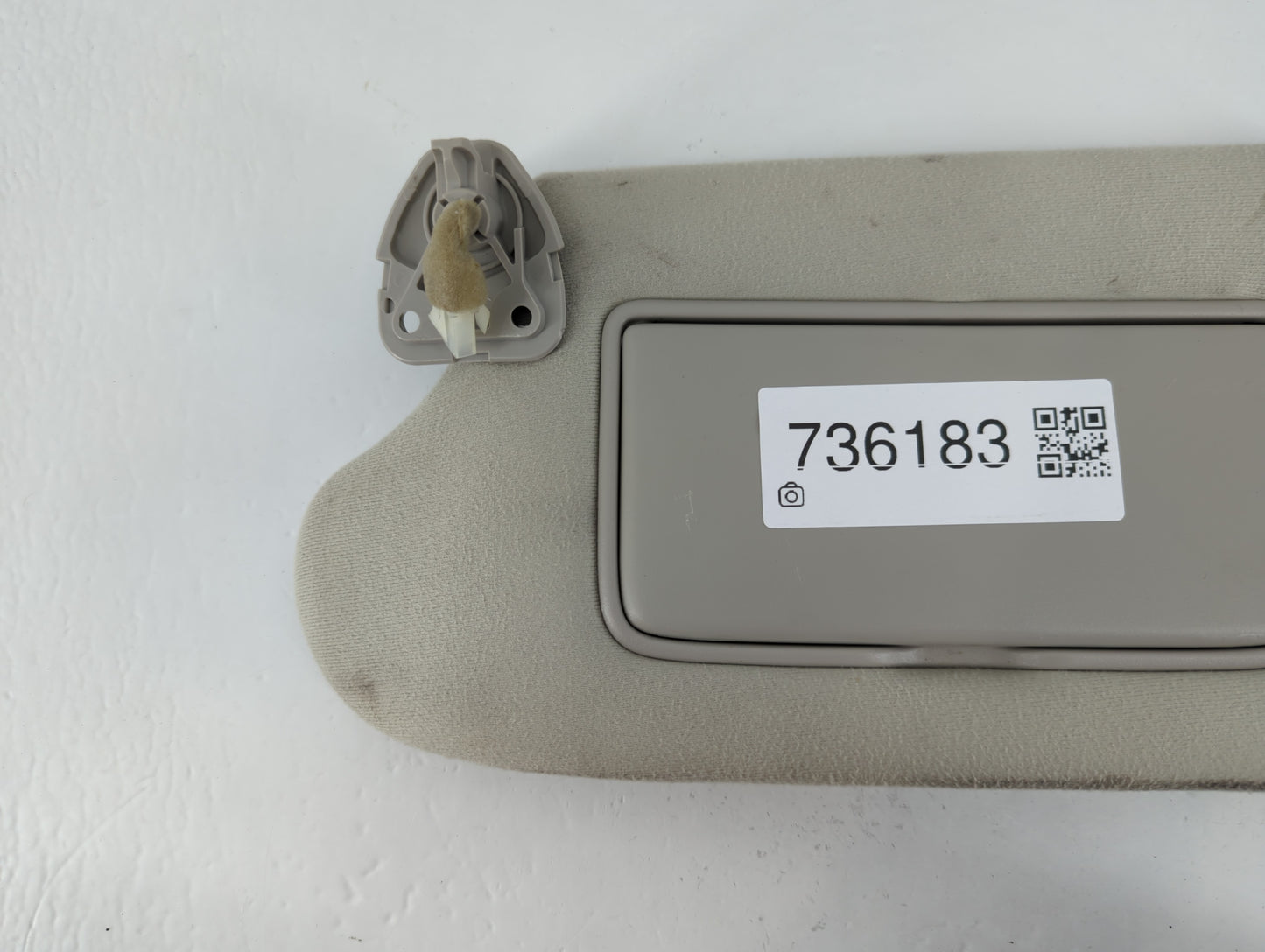 2014-2019 Infiniti Q70 Sun Visor Shade Replacement Passenger Right Mirror Fits Fits 2011 2012 2013 2014 2015 2016 2017 2018 2019 OEM Used Auto Parts - Oemusedautoparts1.com