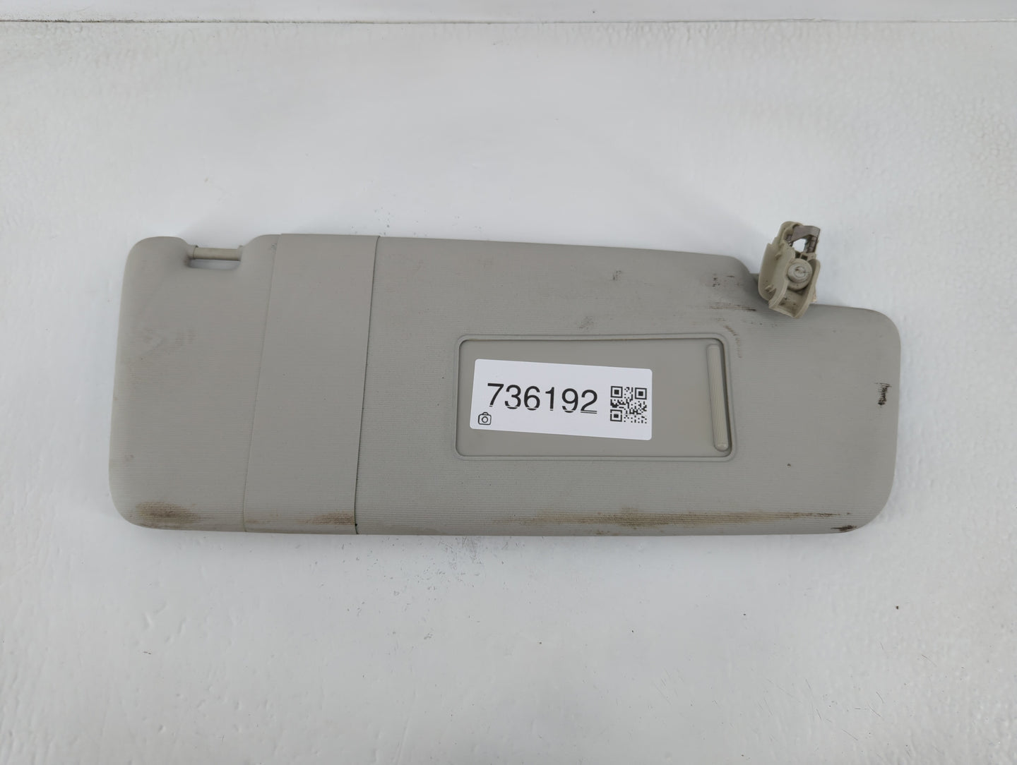 2012-2020 Volkswagen Passat Sun Visor Shade Replacement Passenger Right Mirror Fits OEM Used Auto Parts - Oemusedautoparts1.com