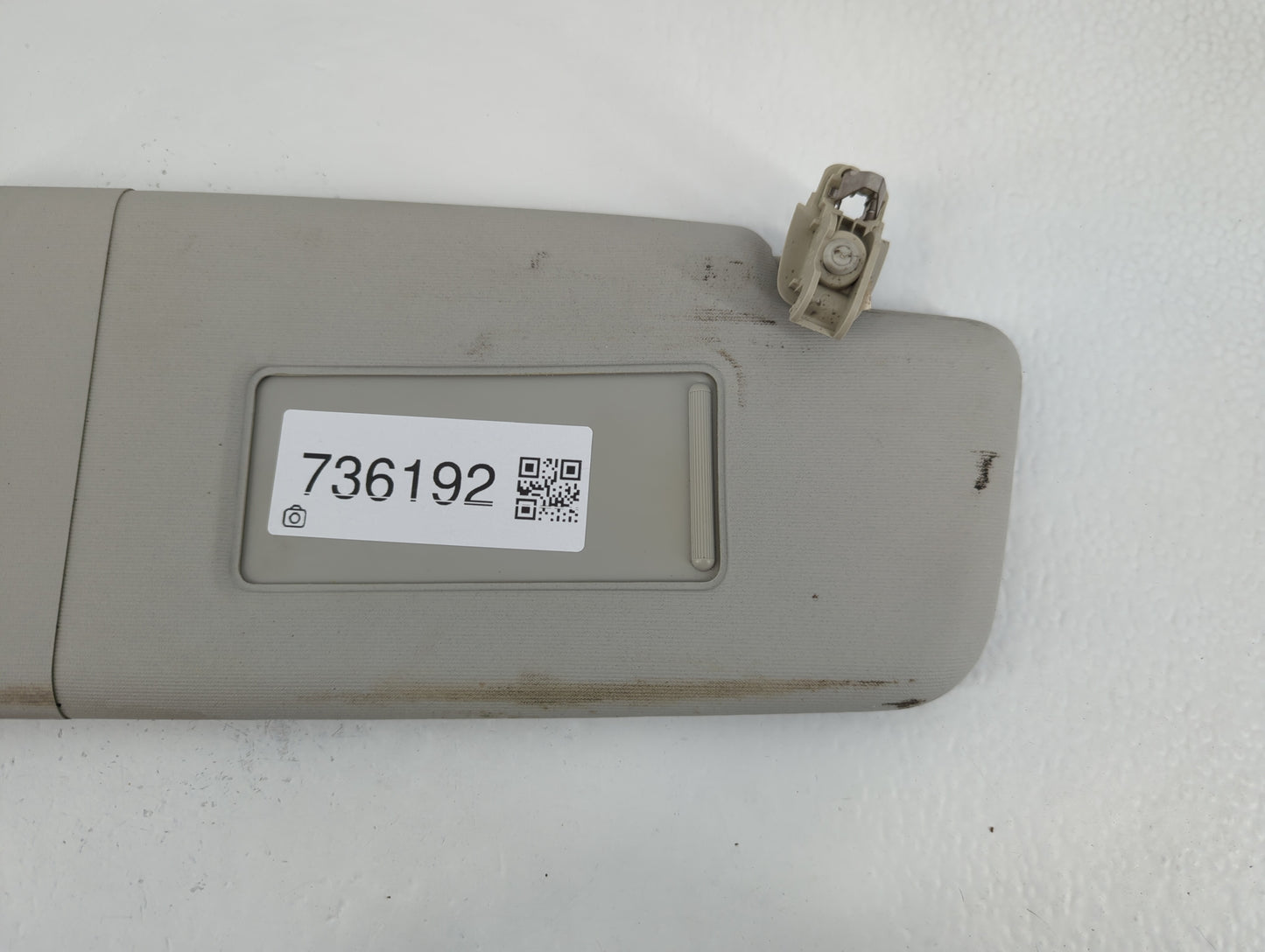 2012-2020 Volkswagen Passat Sun Visor Shade Replacement Passenger Right Mirror Fits OEM Used Auto Parts - Oemusedautoparts1.com